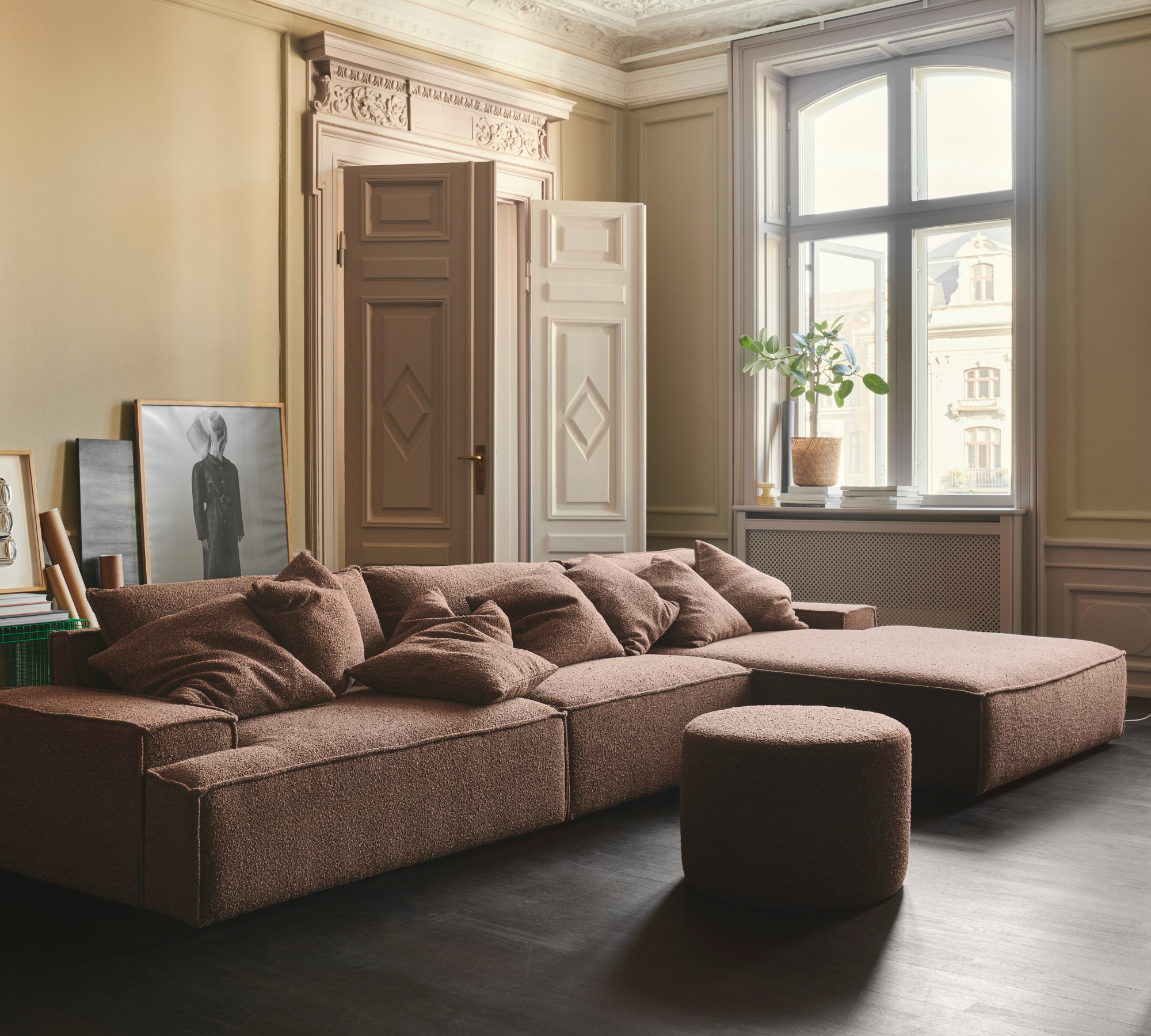 Daphne 1-seater chaise longue left Maya warm grey