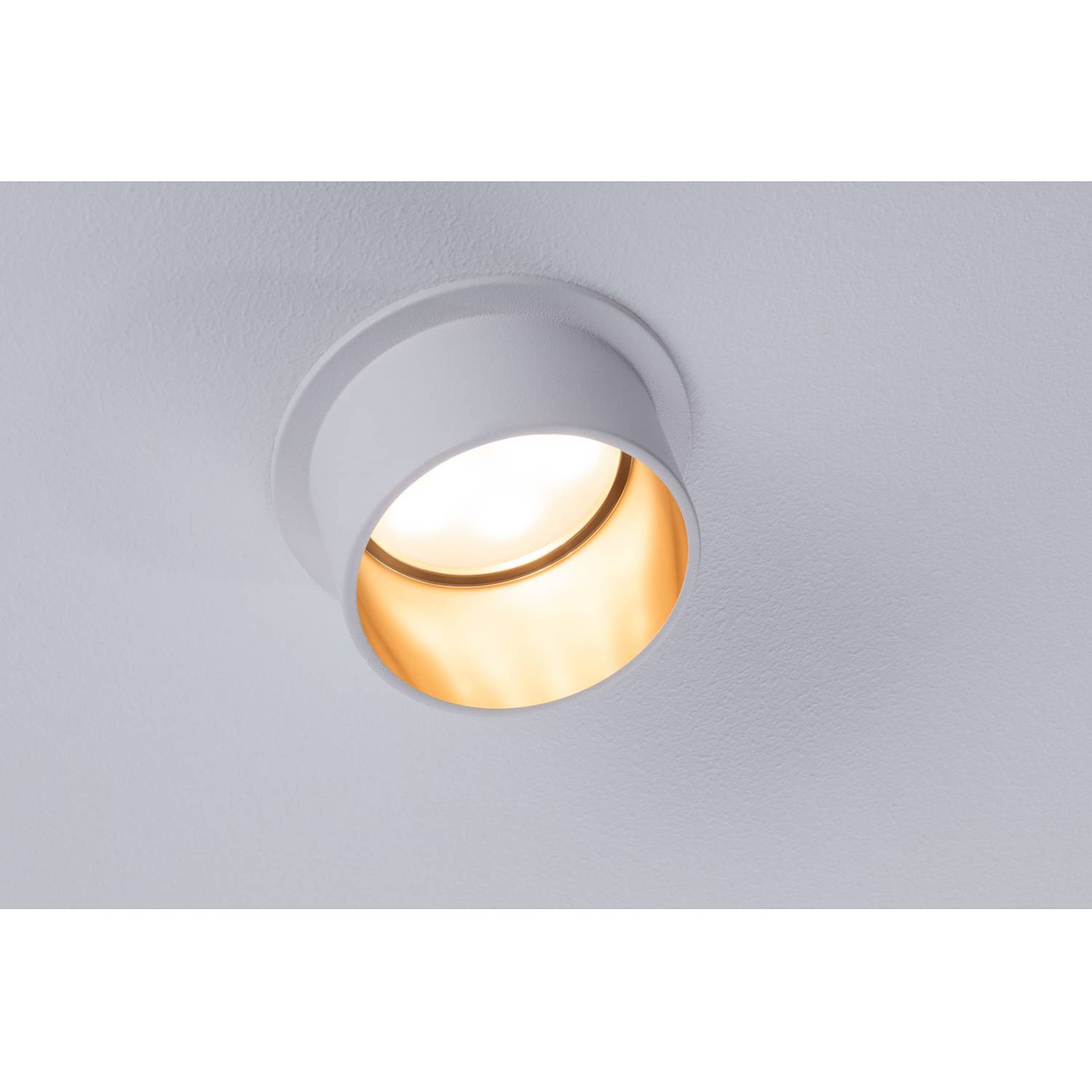 Gil IV LED recessed luminaire White