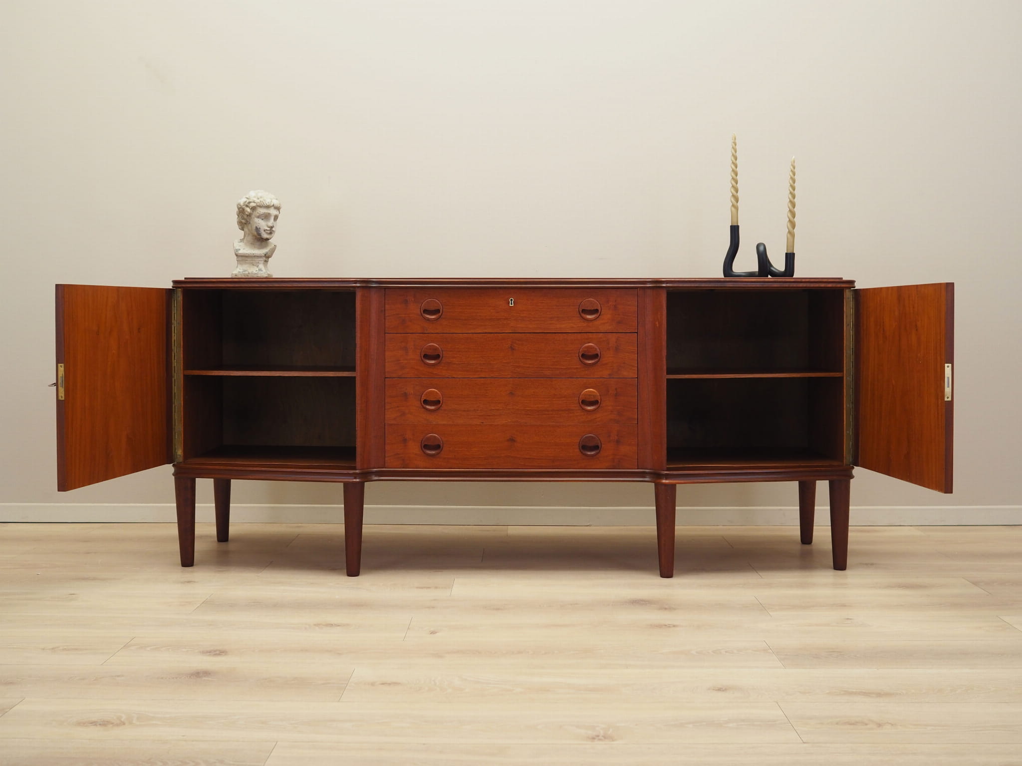 Credenza in legno di teak anni '60