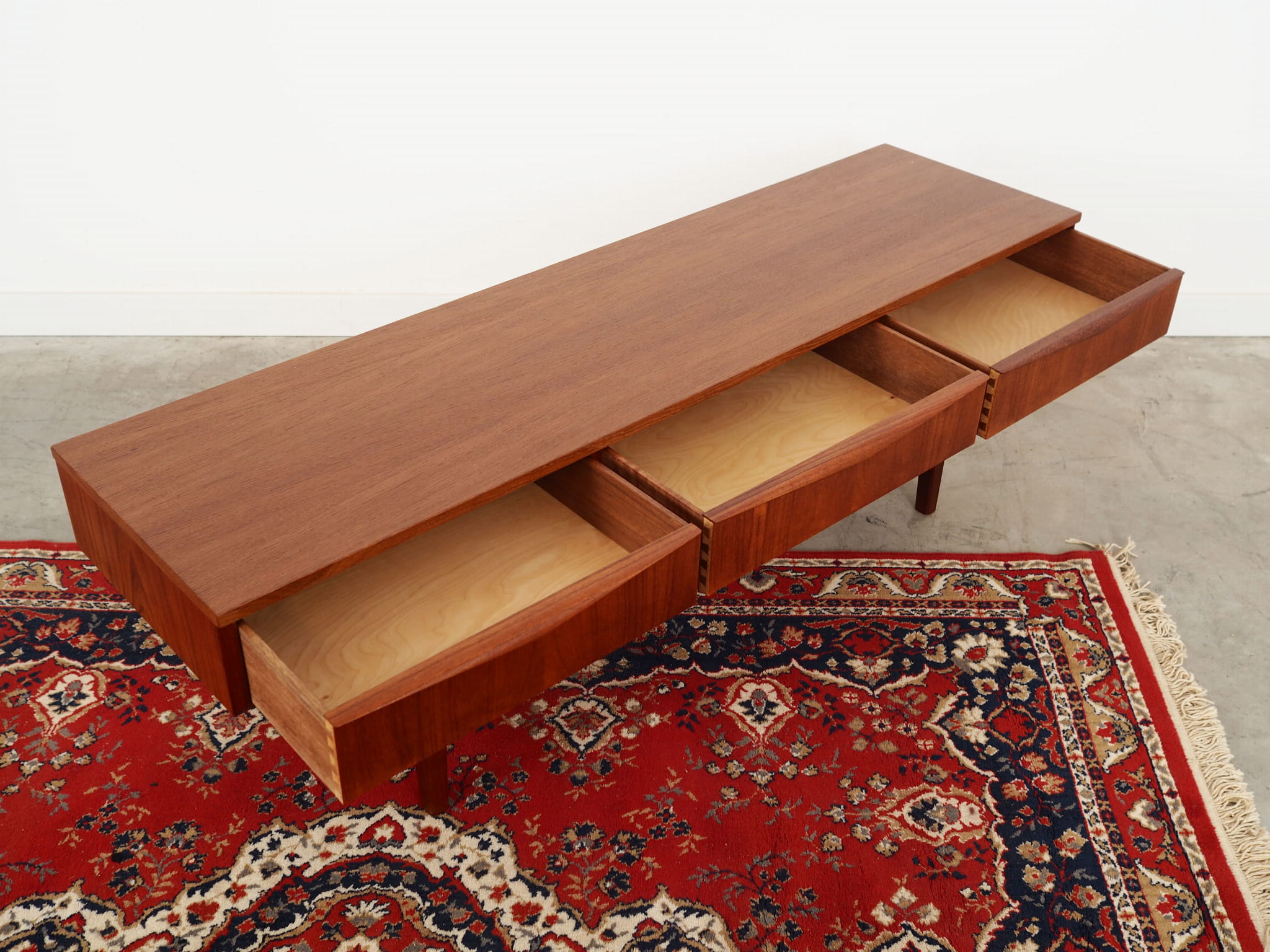 Lowboard Teakholz 1970er Jahre