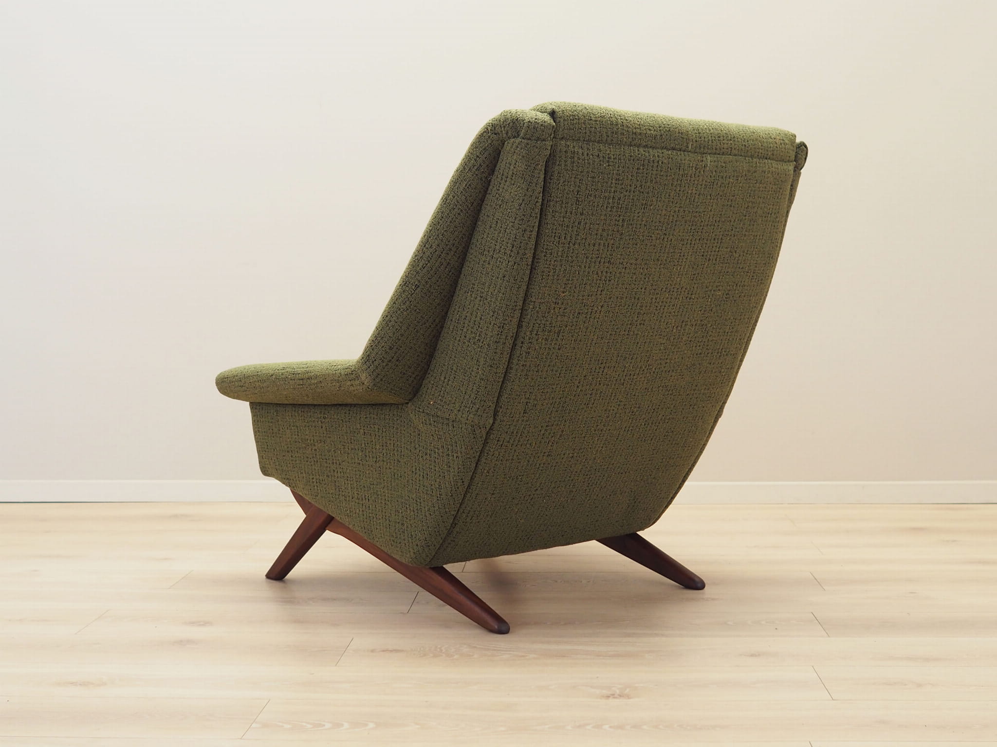 Modello 45 Poltrona Verde anni '70