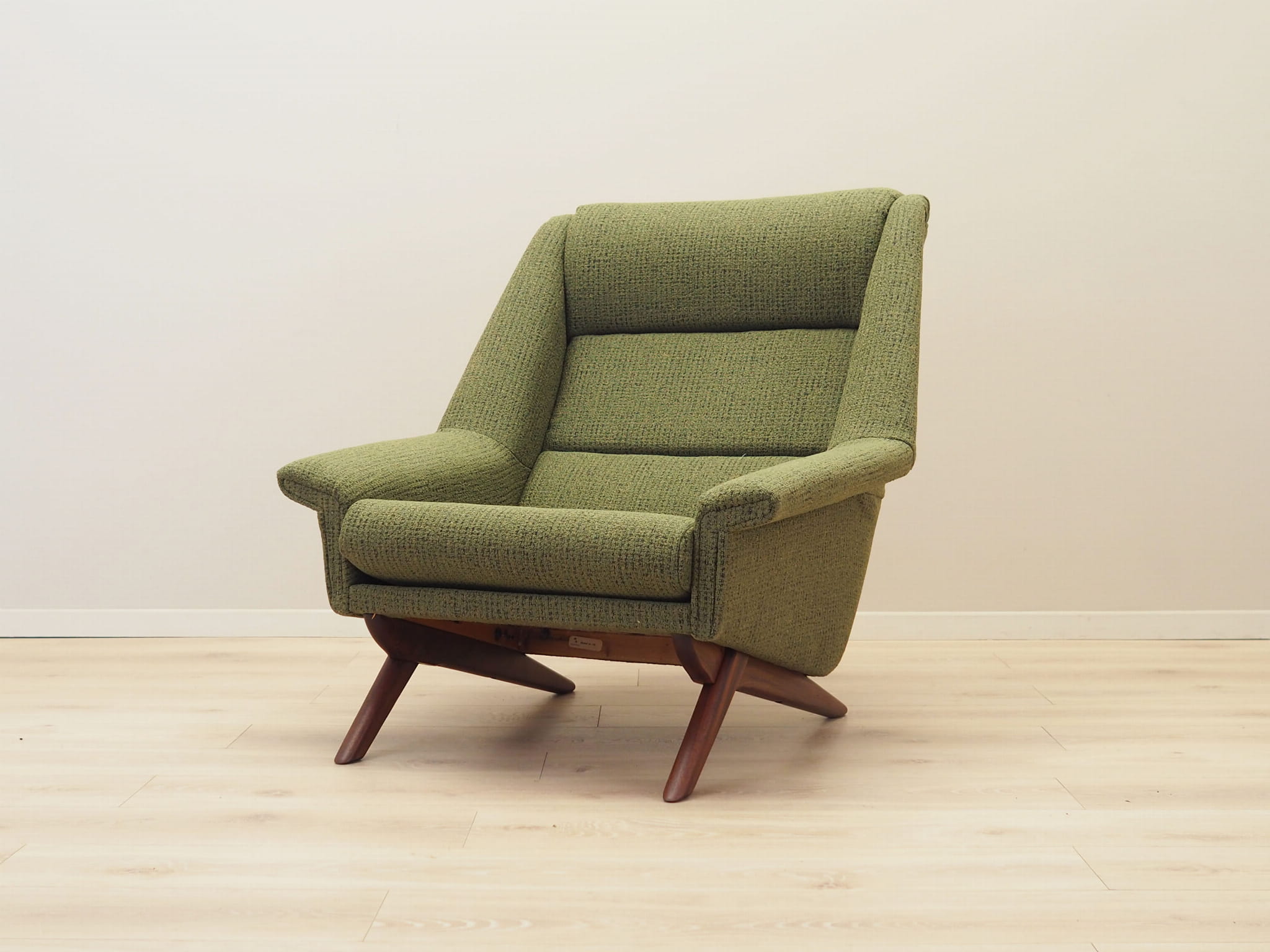 Modello 45 Poltrona Verde anni '70