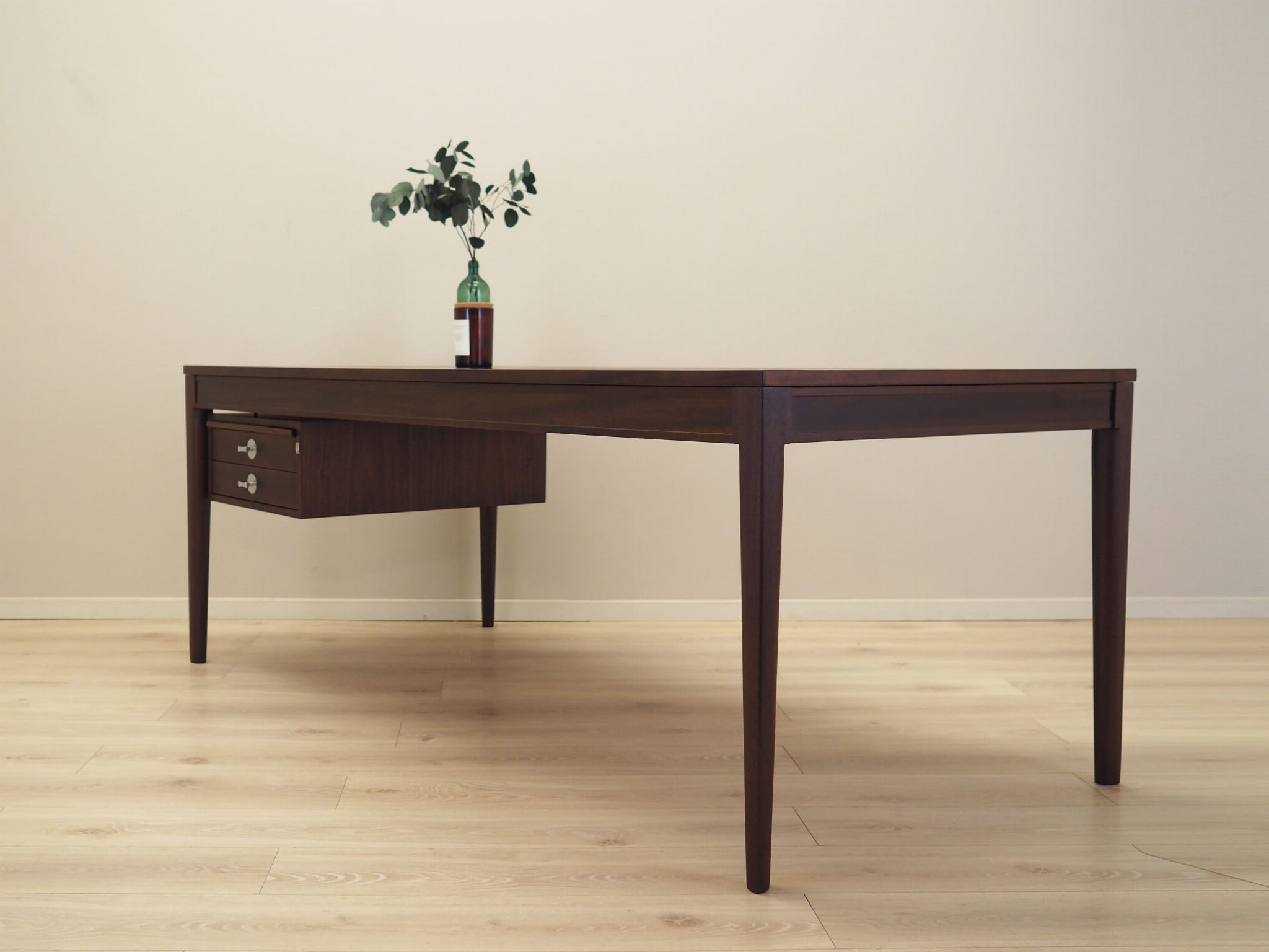 Mahogany Schreibtisch1970 Jahre