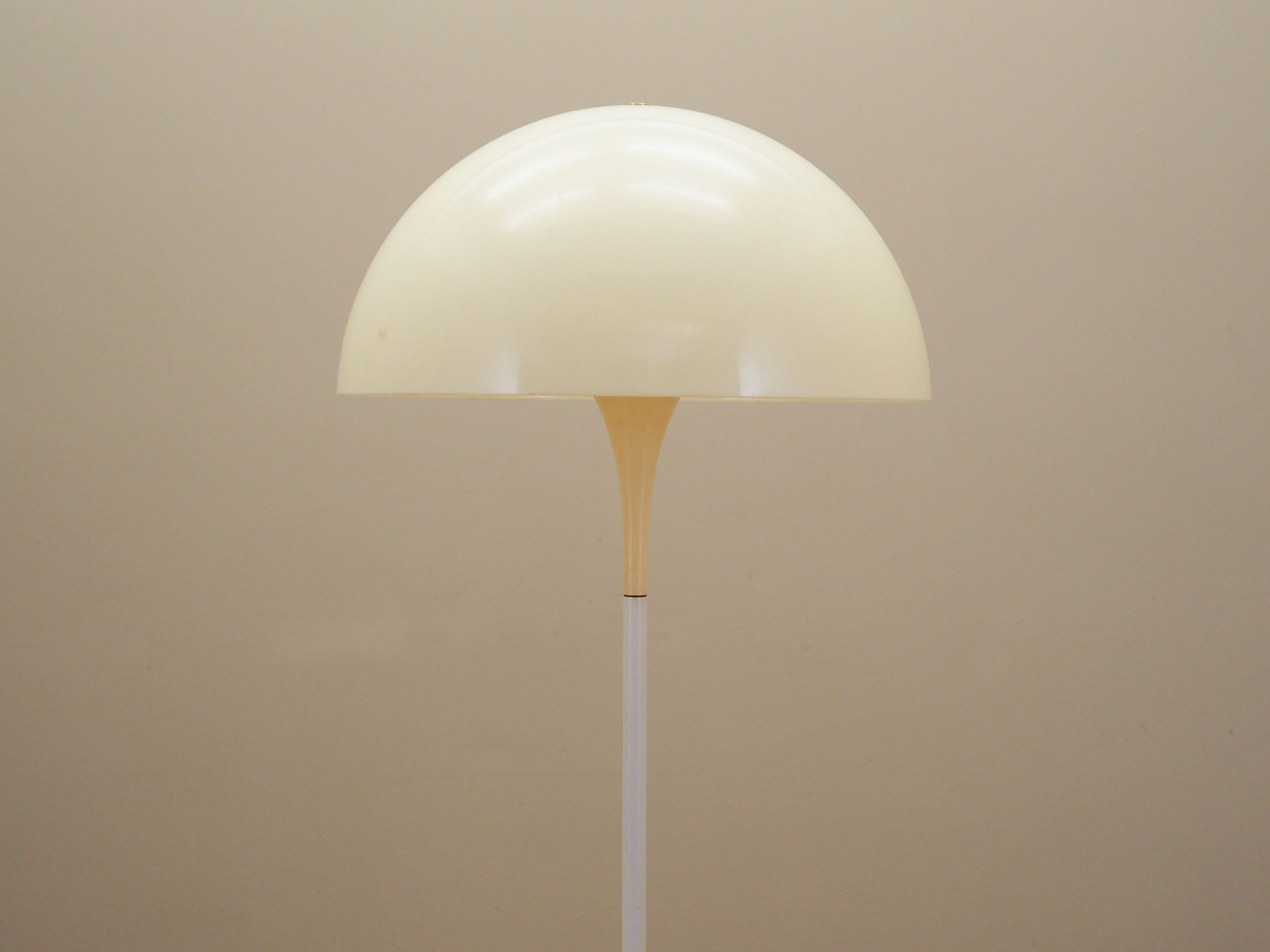 Panthella lampada da terra anni '70