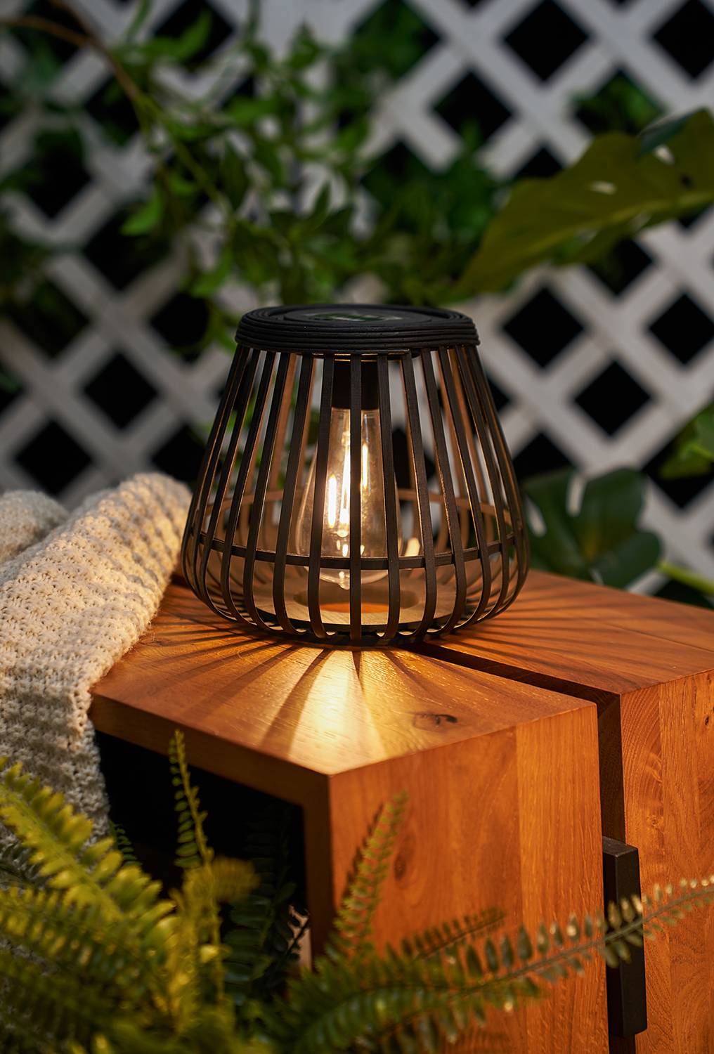 Solar lantern Sunshine Glimmer Black