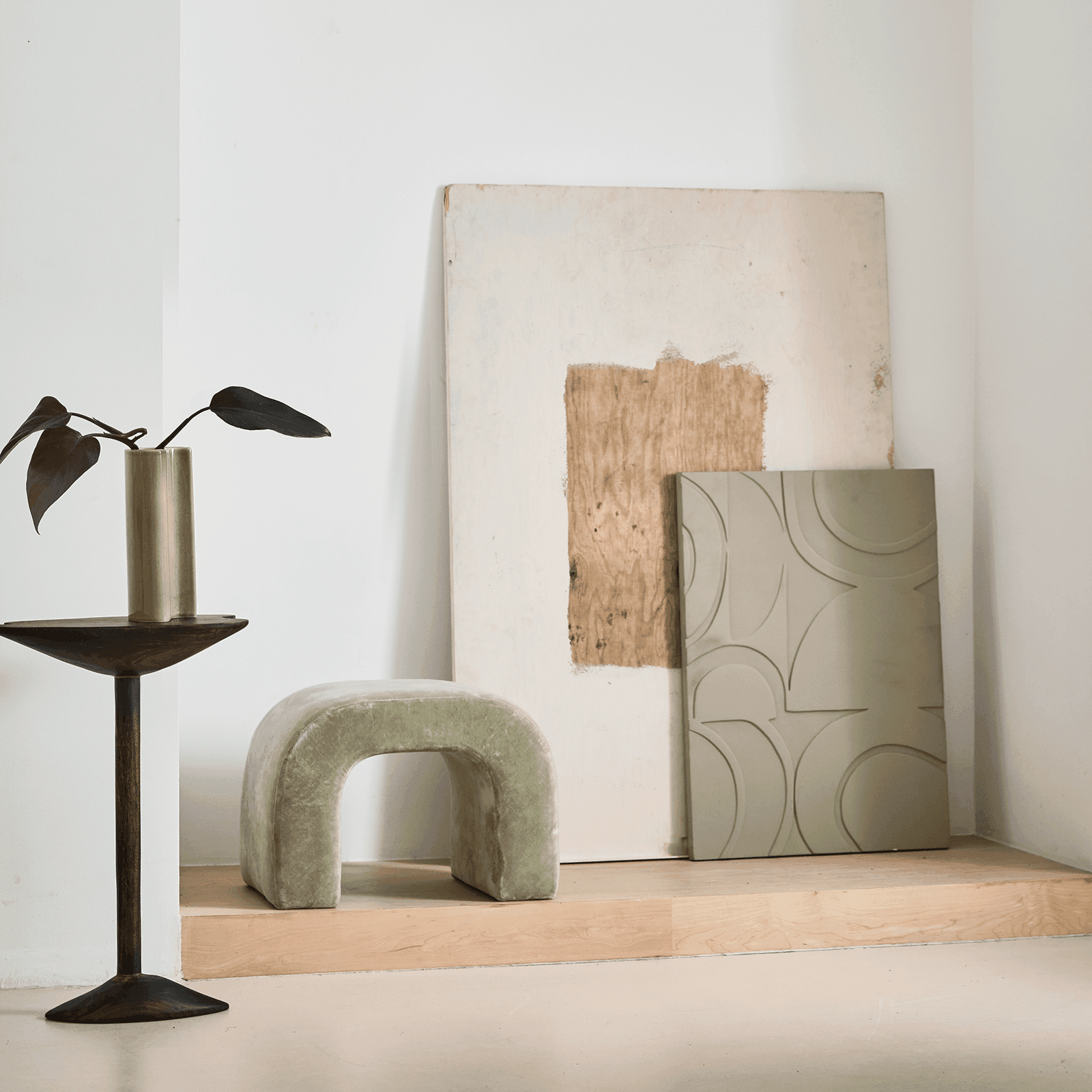 Maru Wall decoration papier-mâché Spray green