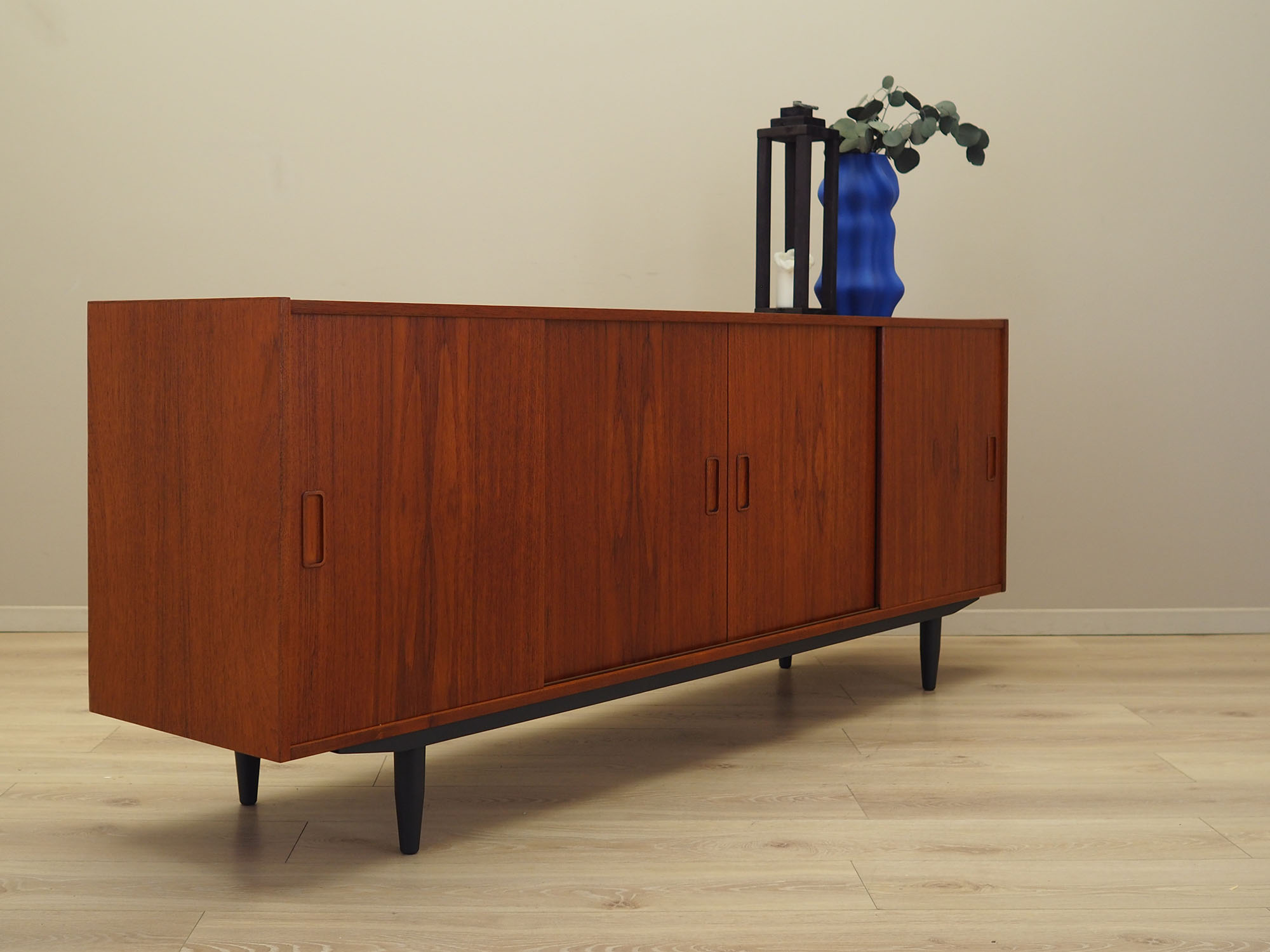 Sideboard in legno di teak anni '70