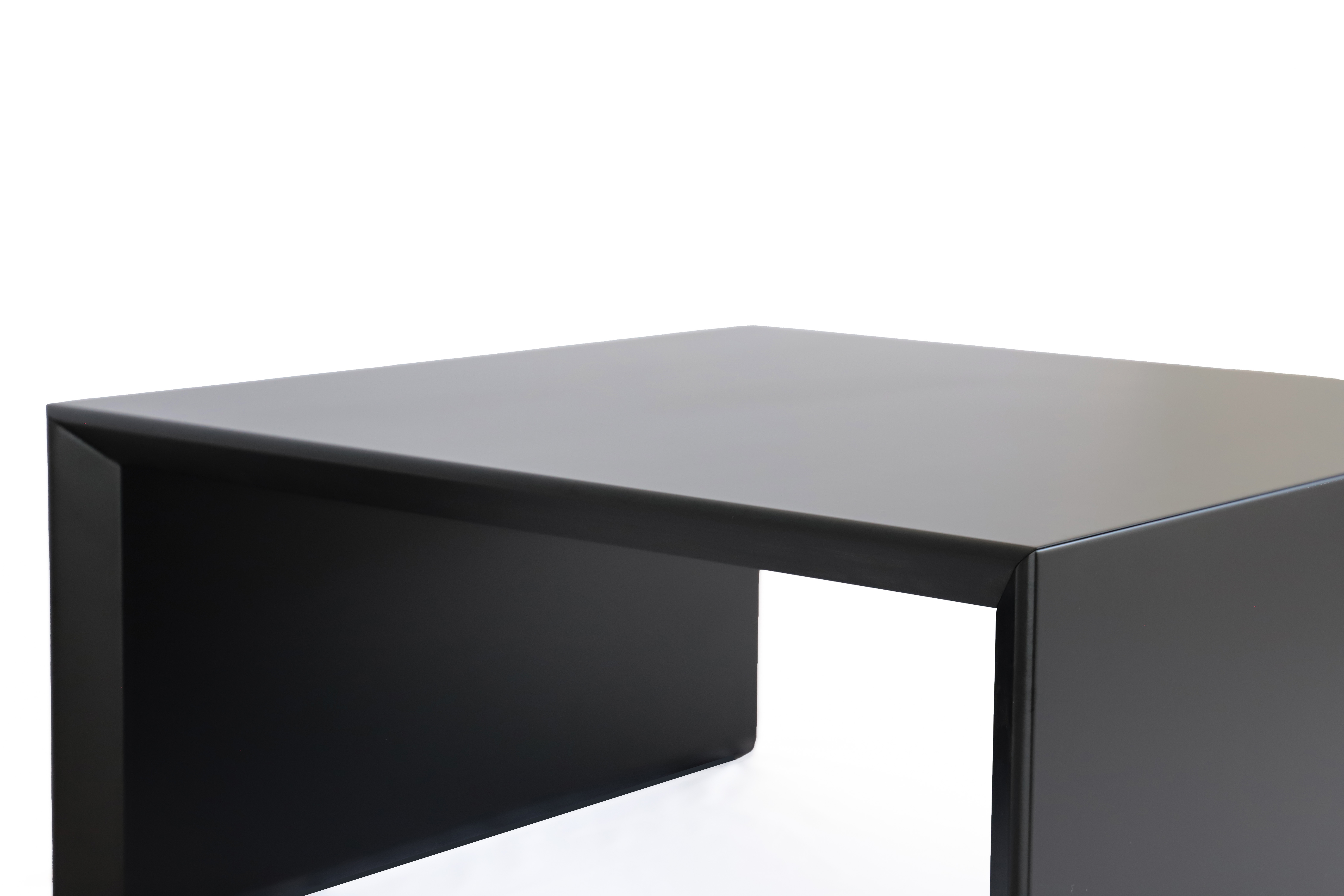 Sing70 Side table wood Black