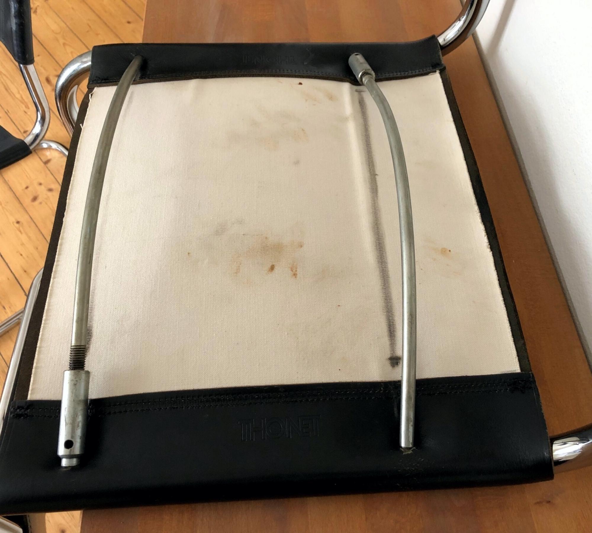 2x Thonet Freischwinger S 33 Leder Schwarz
