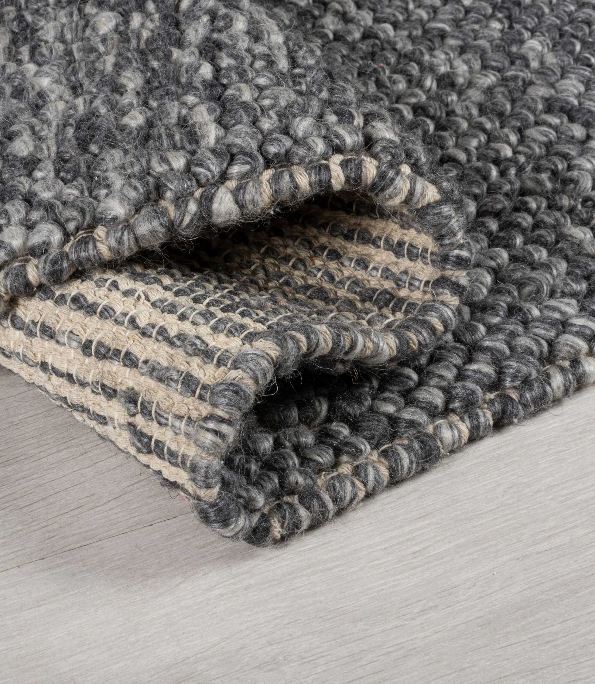 Wool blend carpet Minerals Dark Grey 160x230