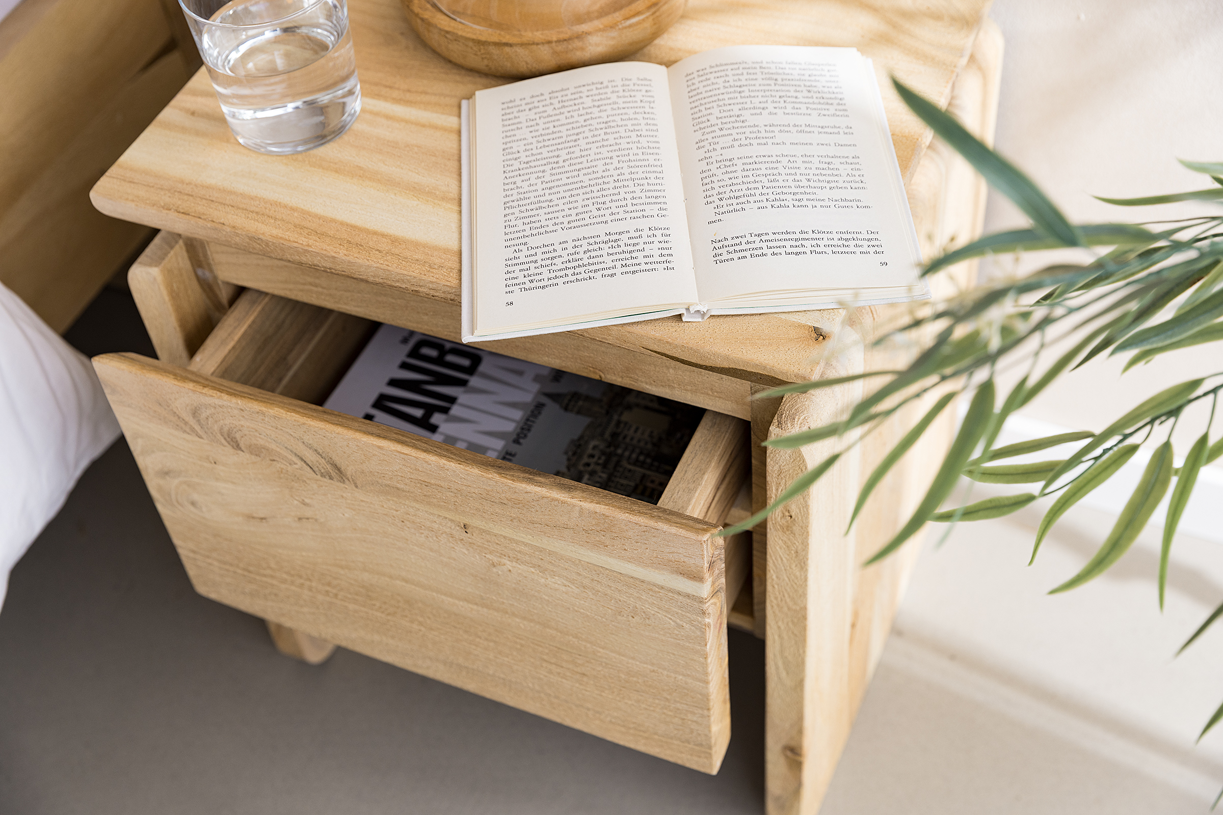 MOLAY Nightstand with Drawer Acacia Wood