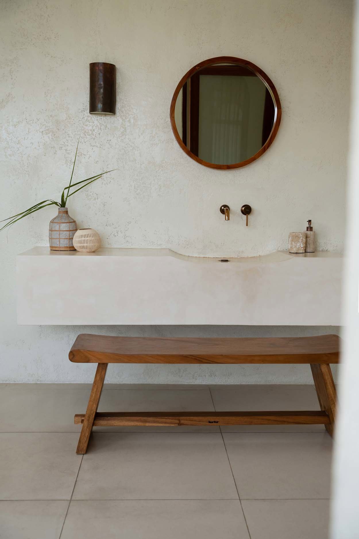 Whoopy Vase Concrete Natural