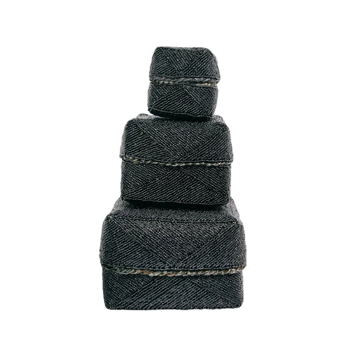 Beaded basket Black