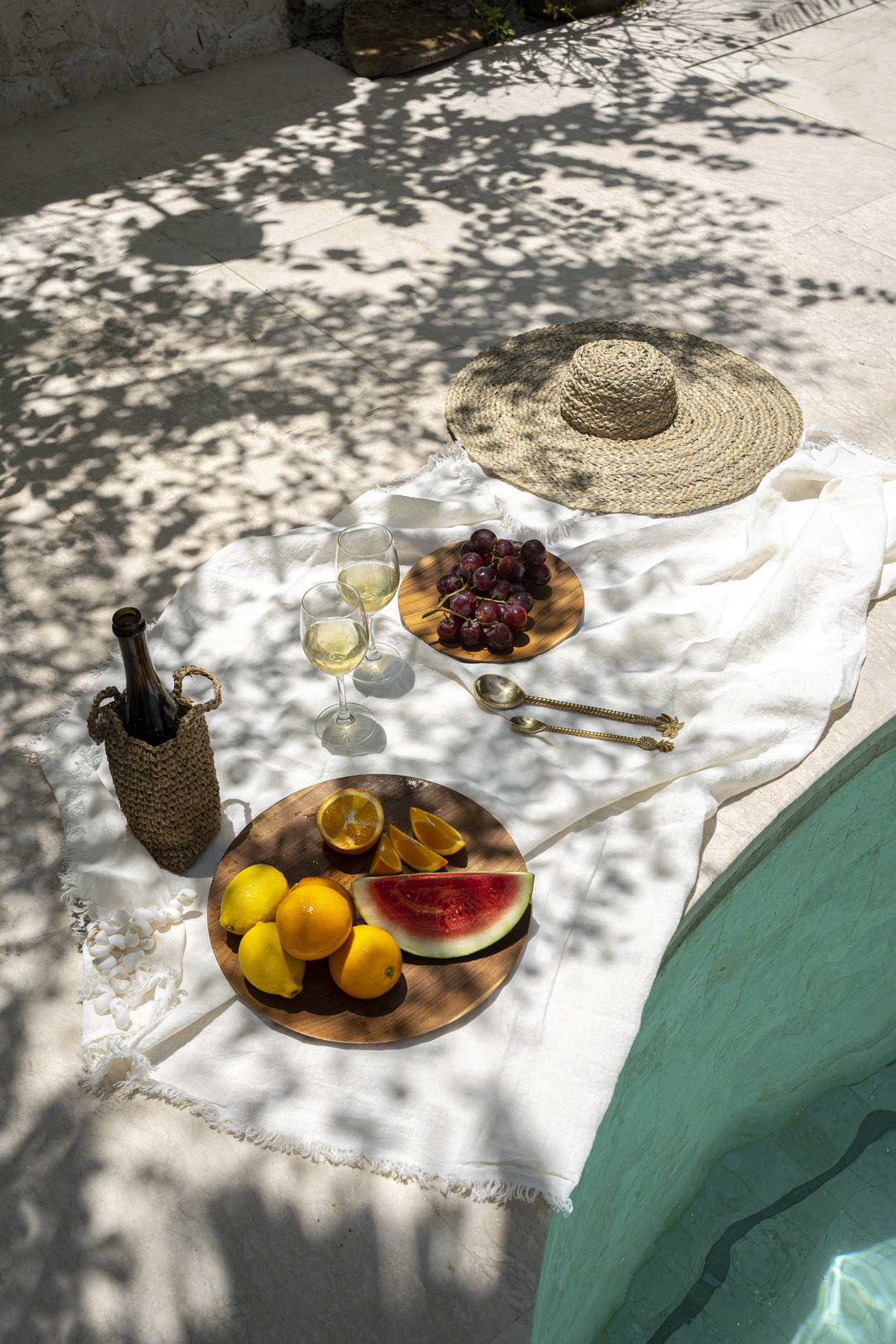 Tablecloth Linen White 150x150cm