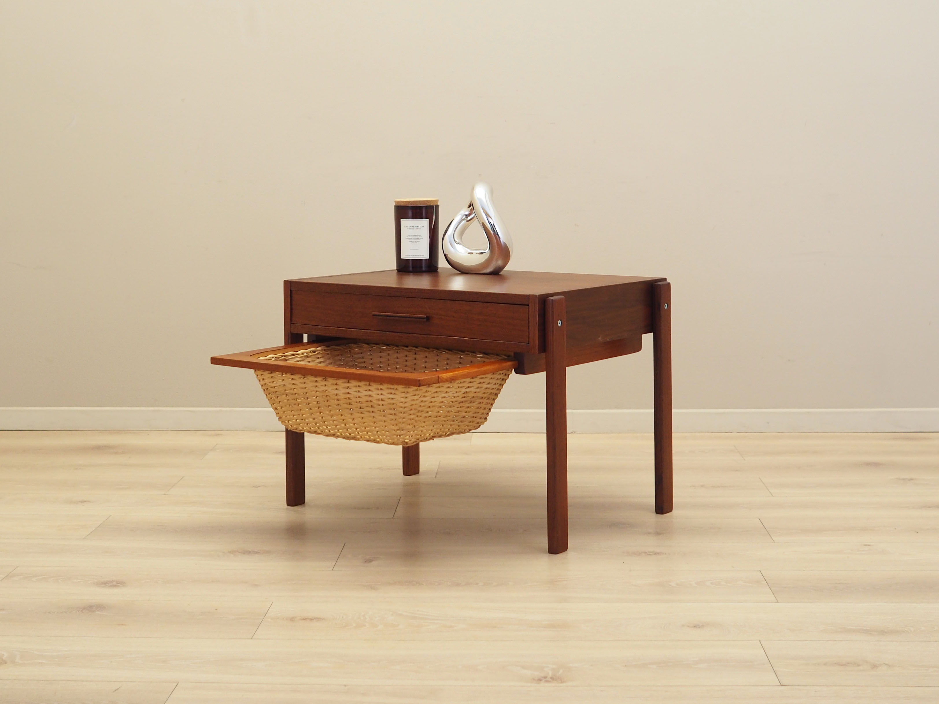 Coffee table teak wood 1970s