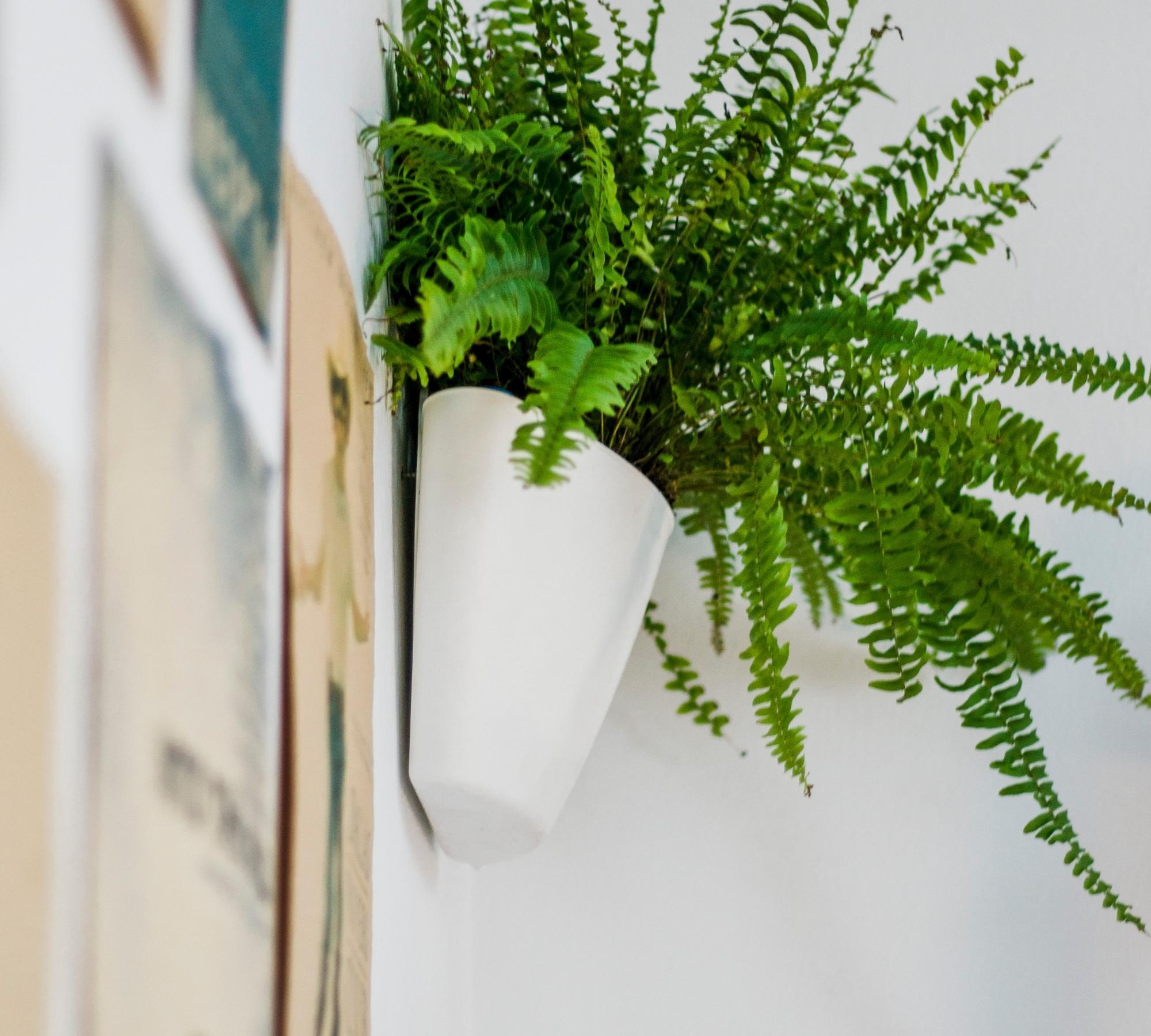 3x Wall Flower Pot Set White Vertical Garden 100% Recycled
