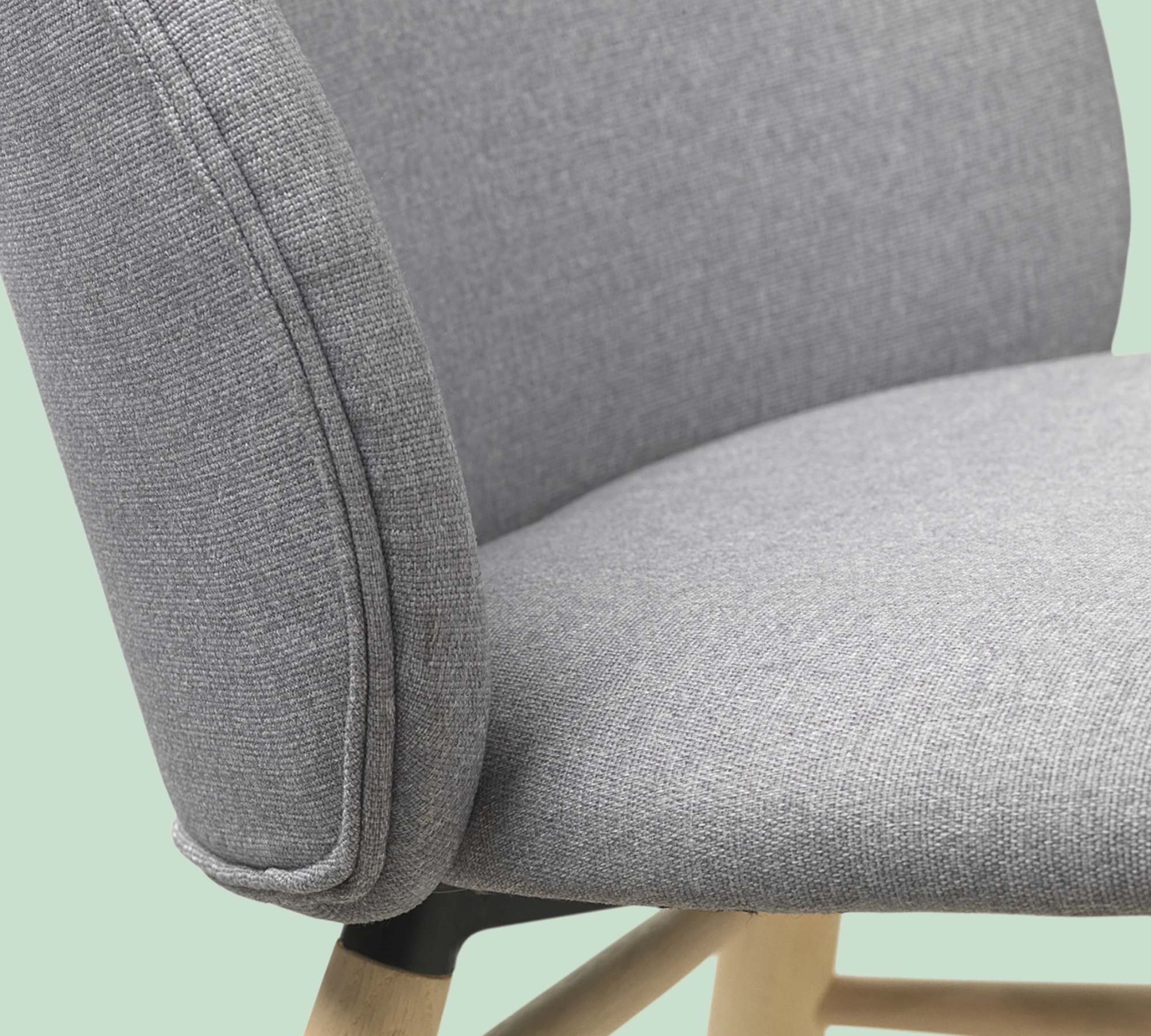 Upholstered chair with solid oak frame