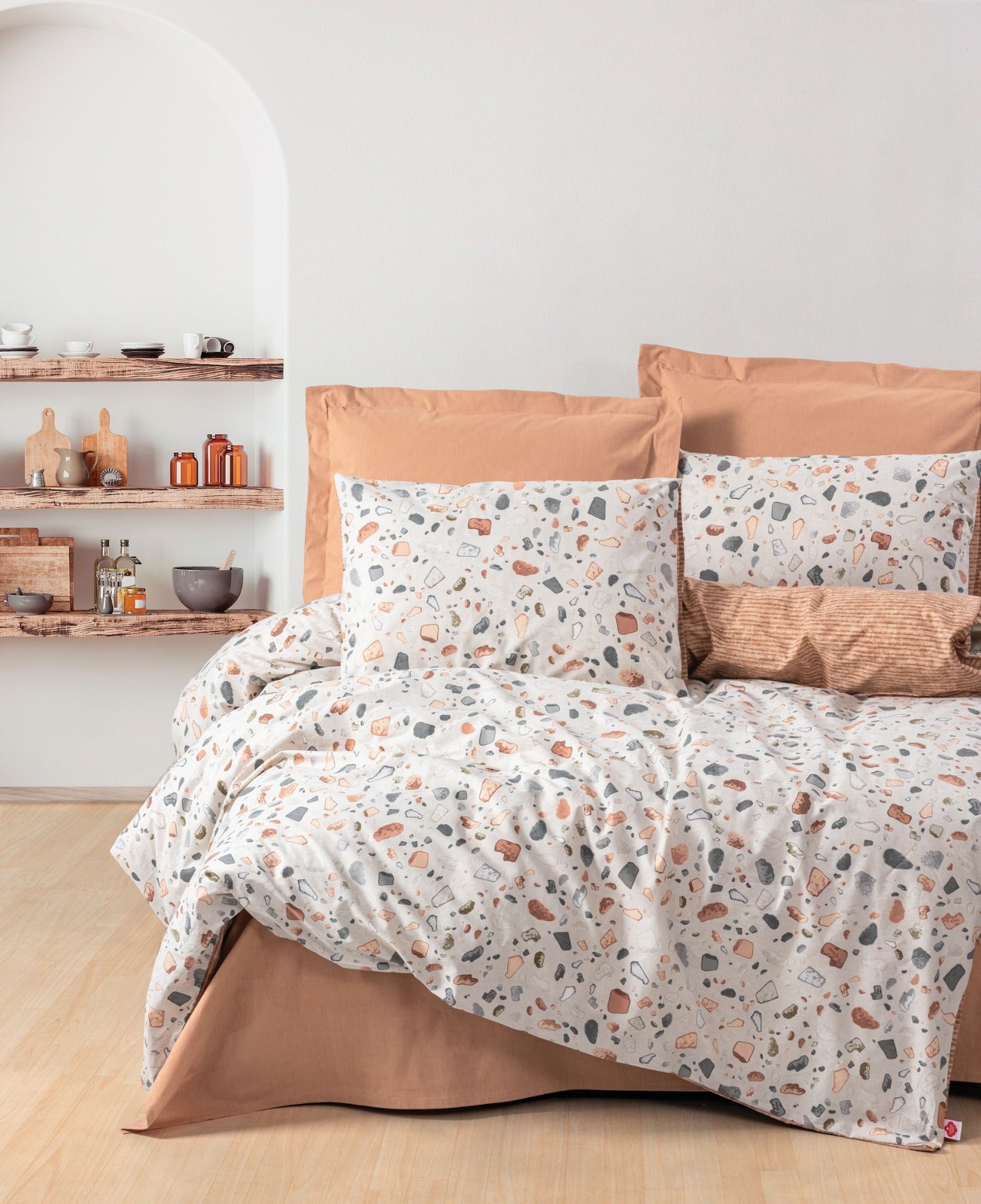 Bedding set 6-piece. 100% Premium Cotton 220x240cm