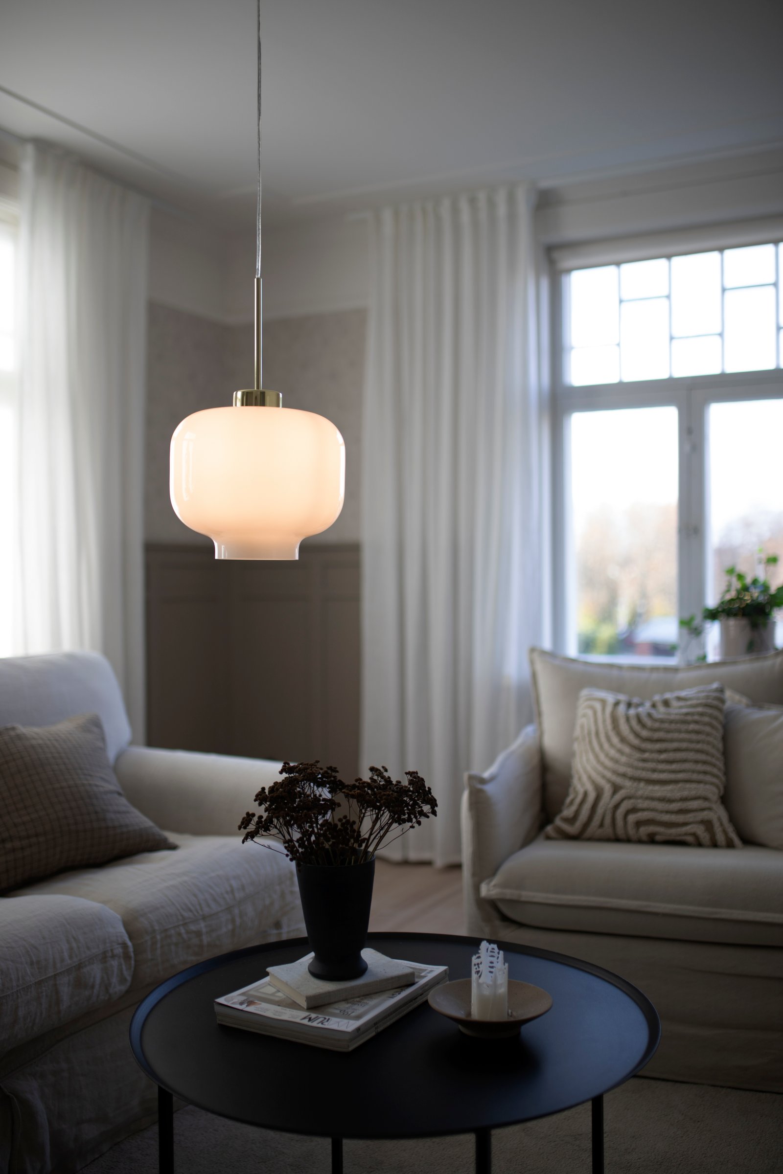 Ritz Pendant Light White Ø 25cm