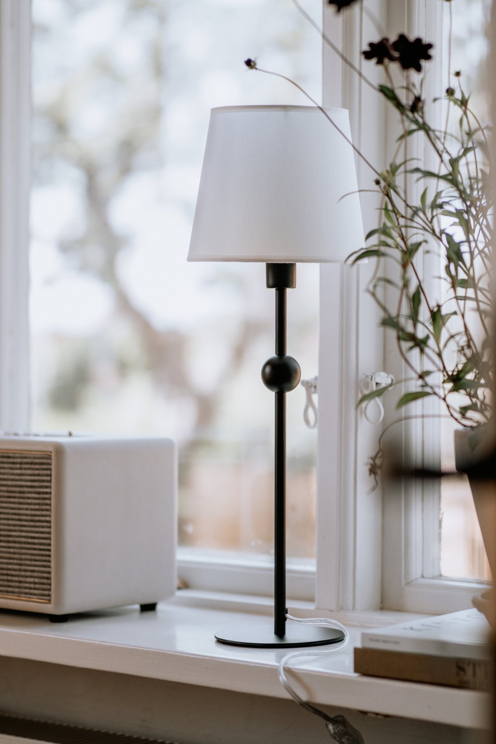 Astrid Table Lamp Black