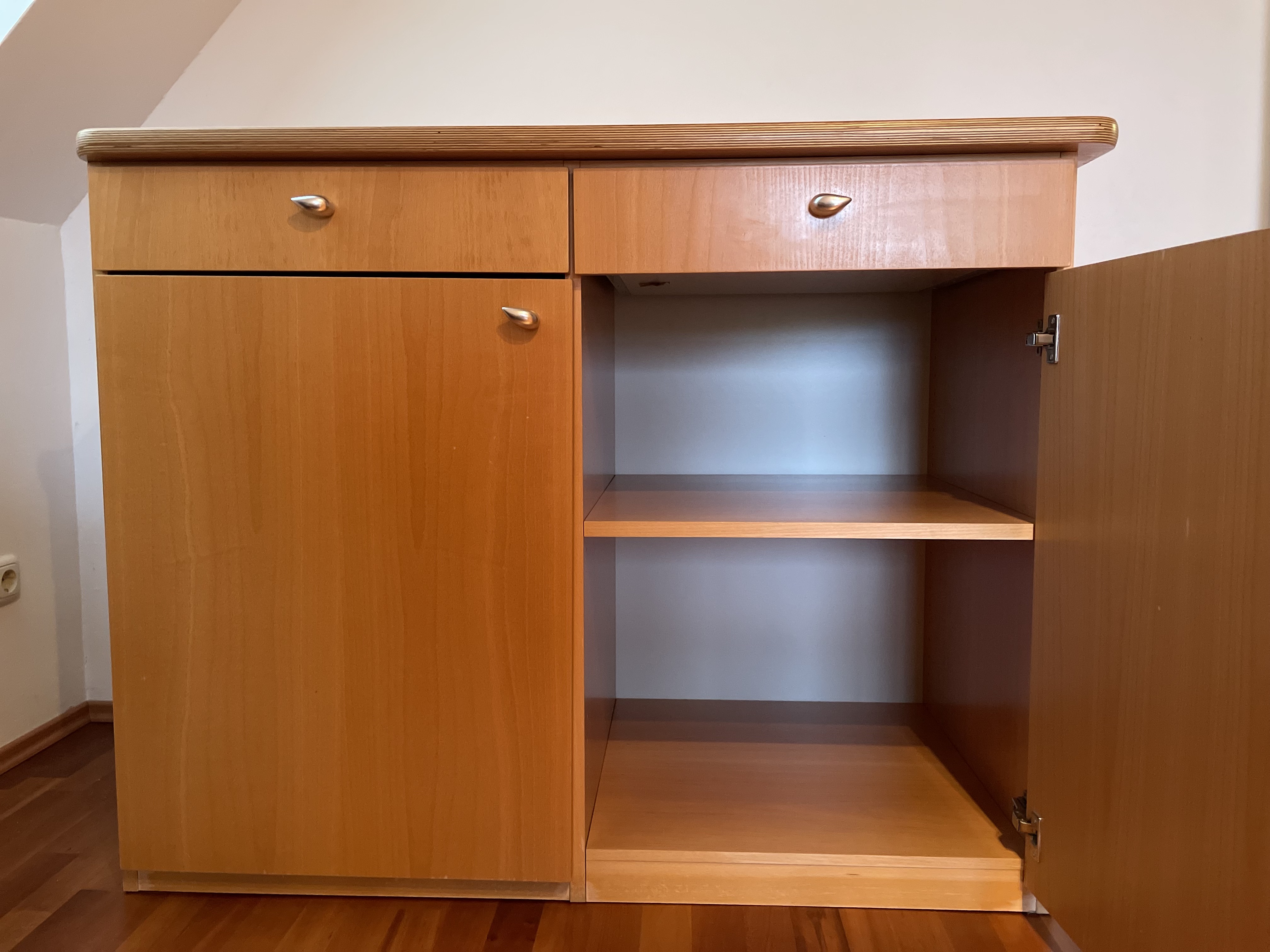 Chest of drawers wood brown