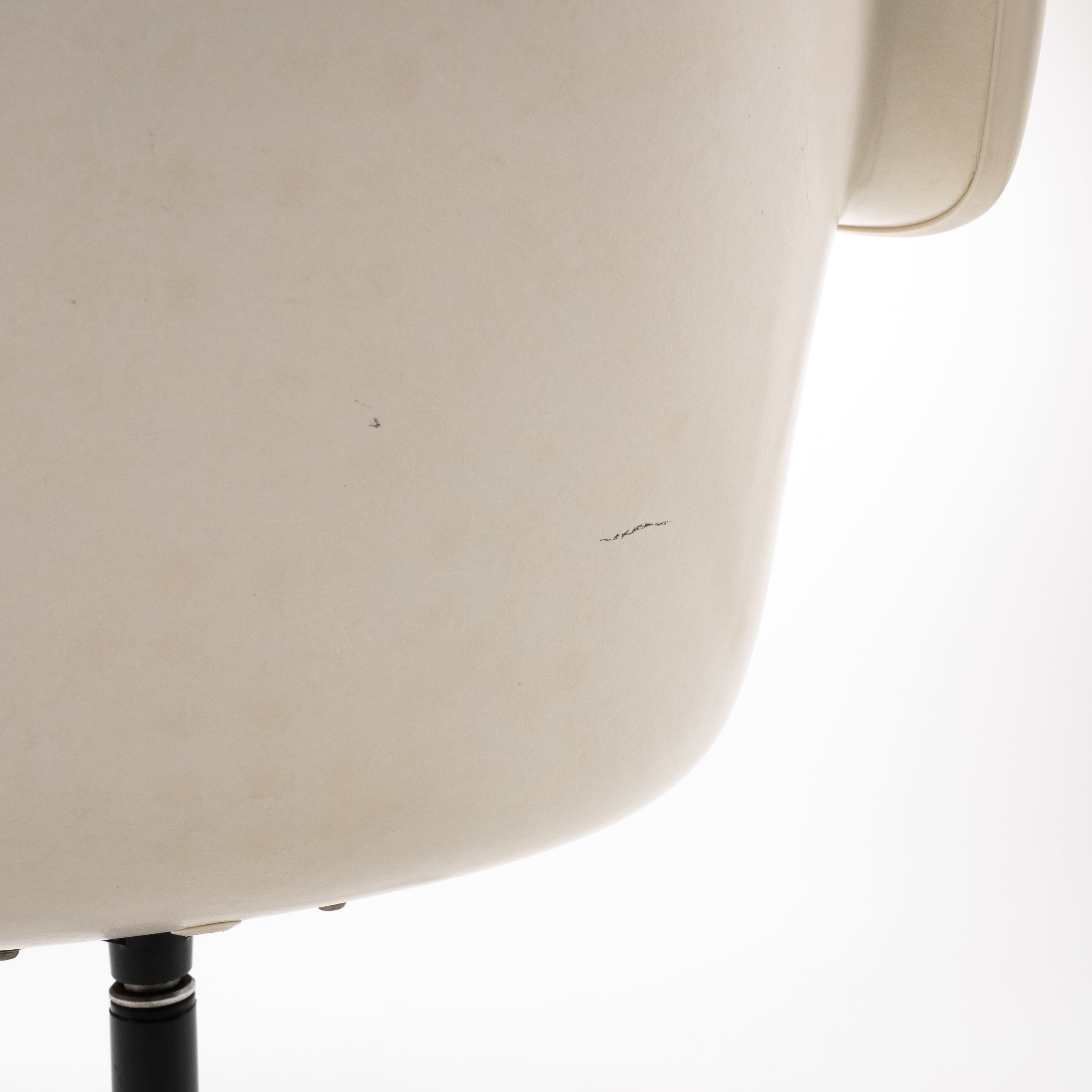 Loose Cushion Armlehnstuhl Braun von Herman Miller