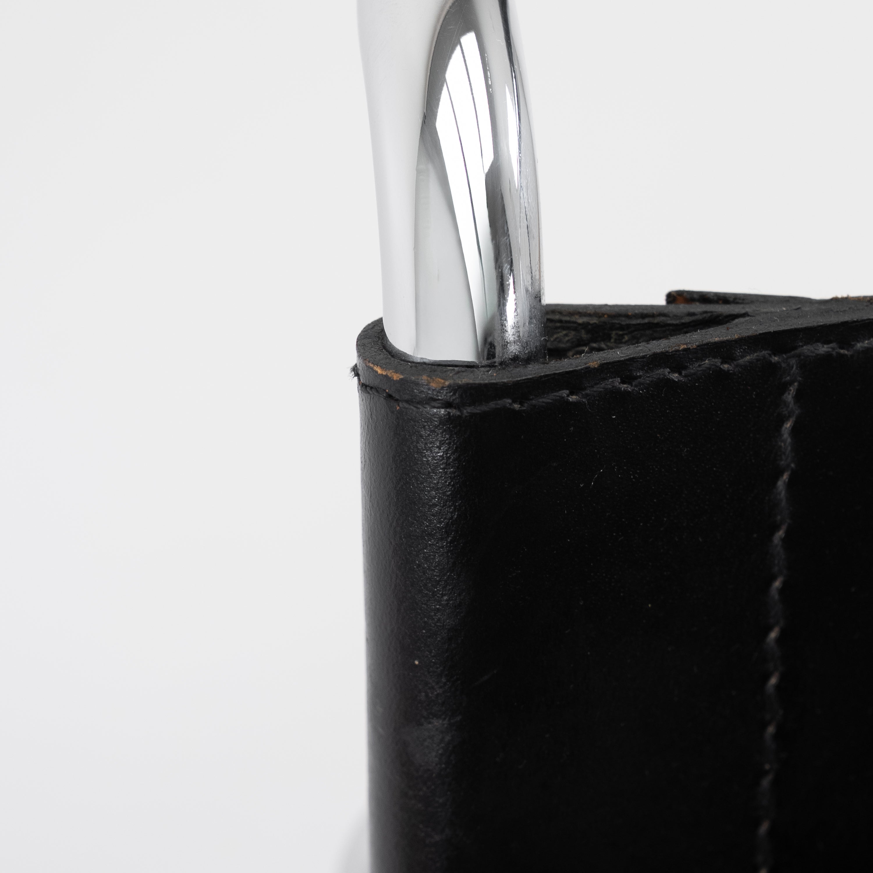 Wassily Armlehnstuhl Schwarz von Knoll International