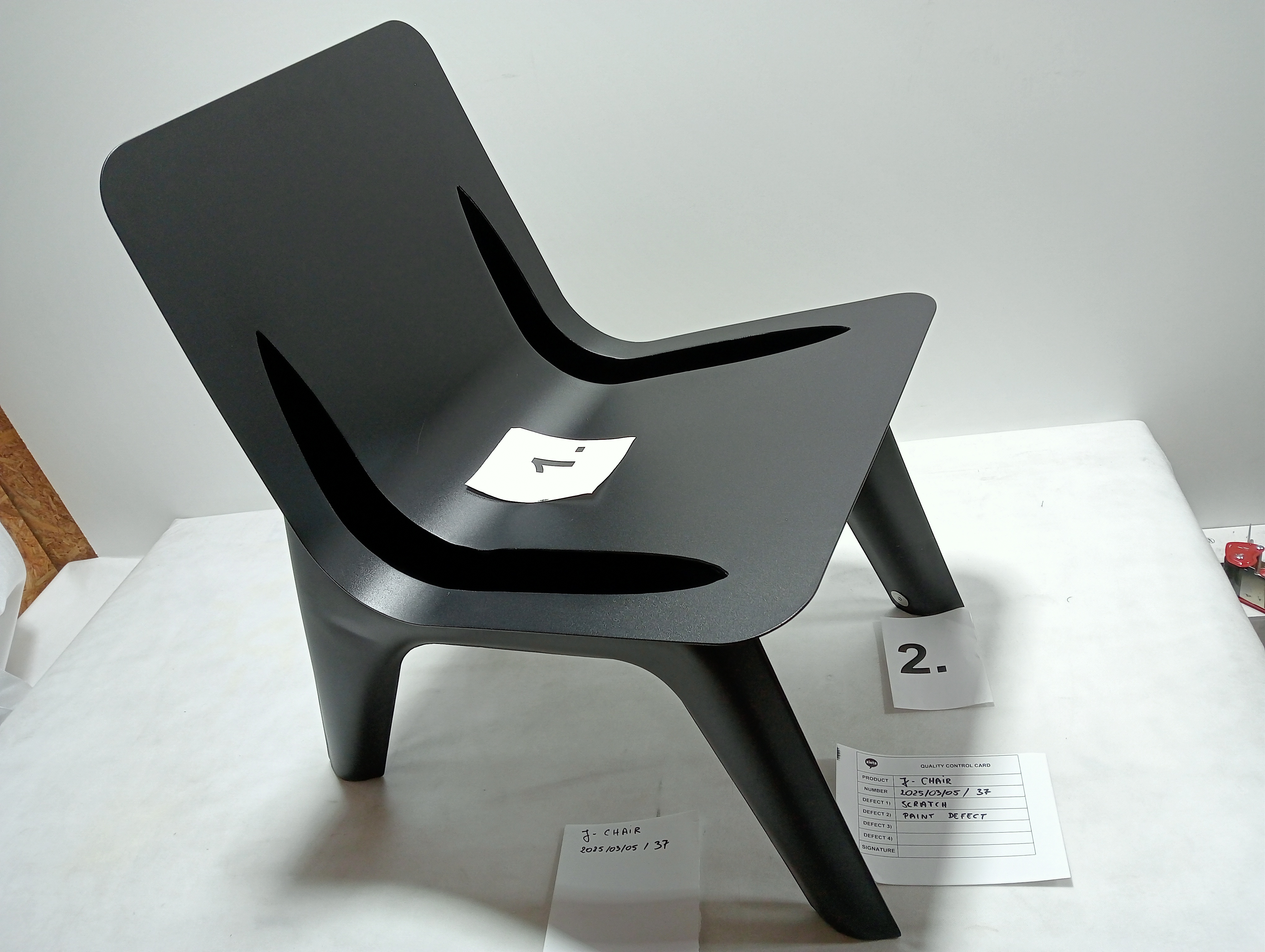 J-Chair Lounge Stuhl Stahl Schwarz