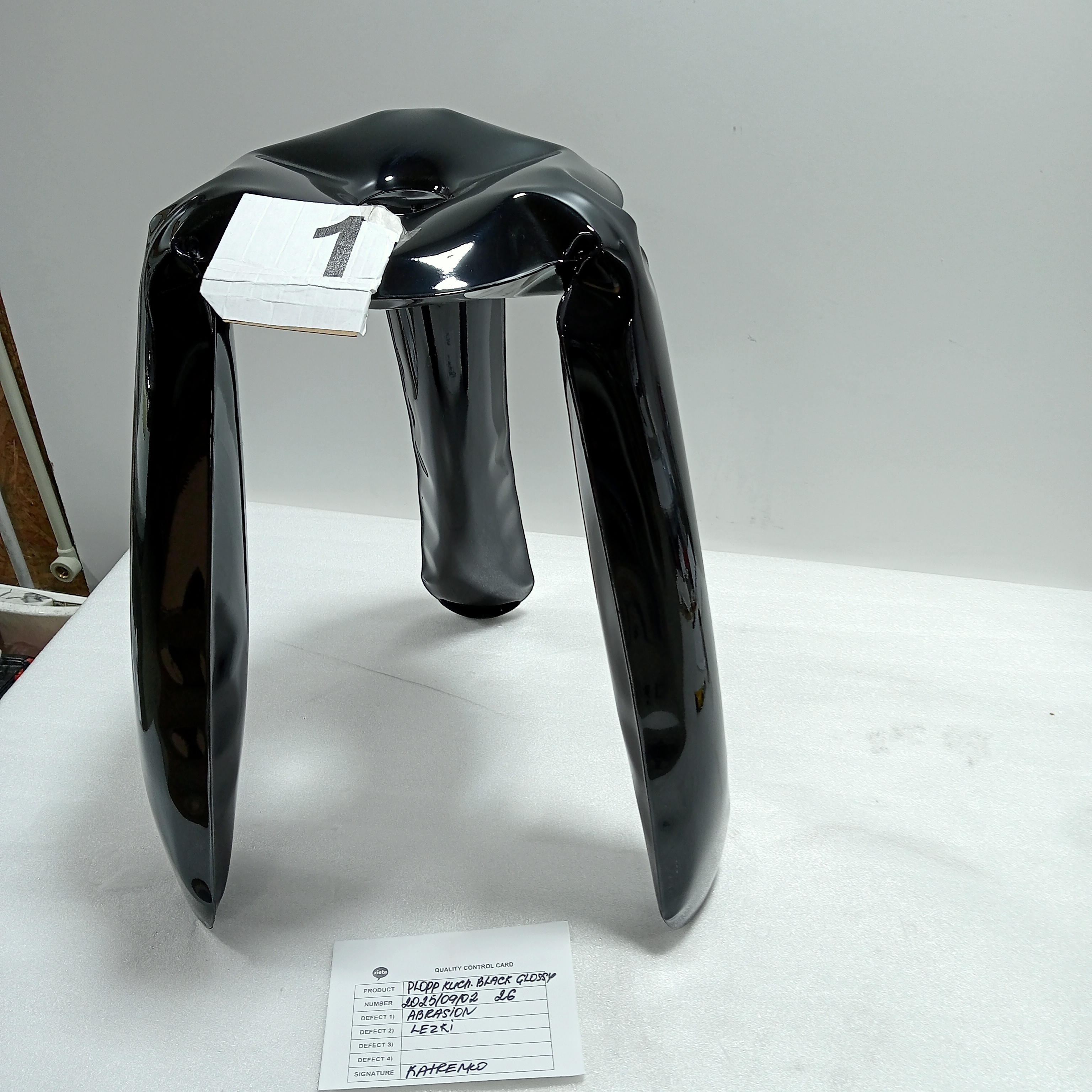 Plopp Kitchen stool Steel Black Glossy