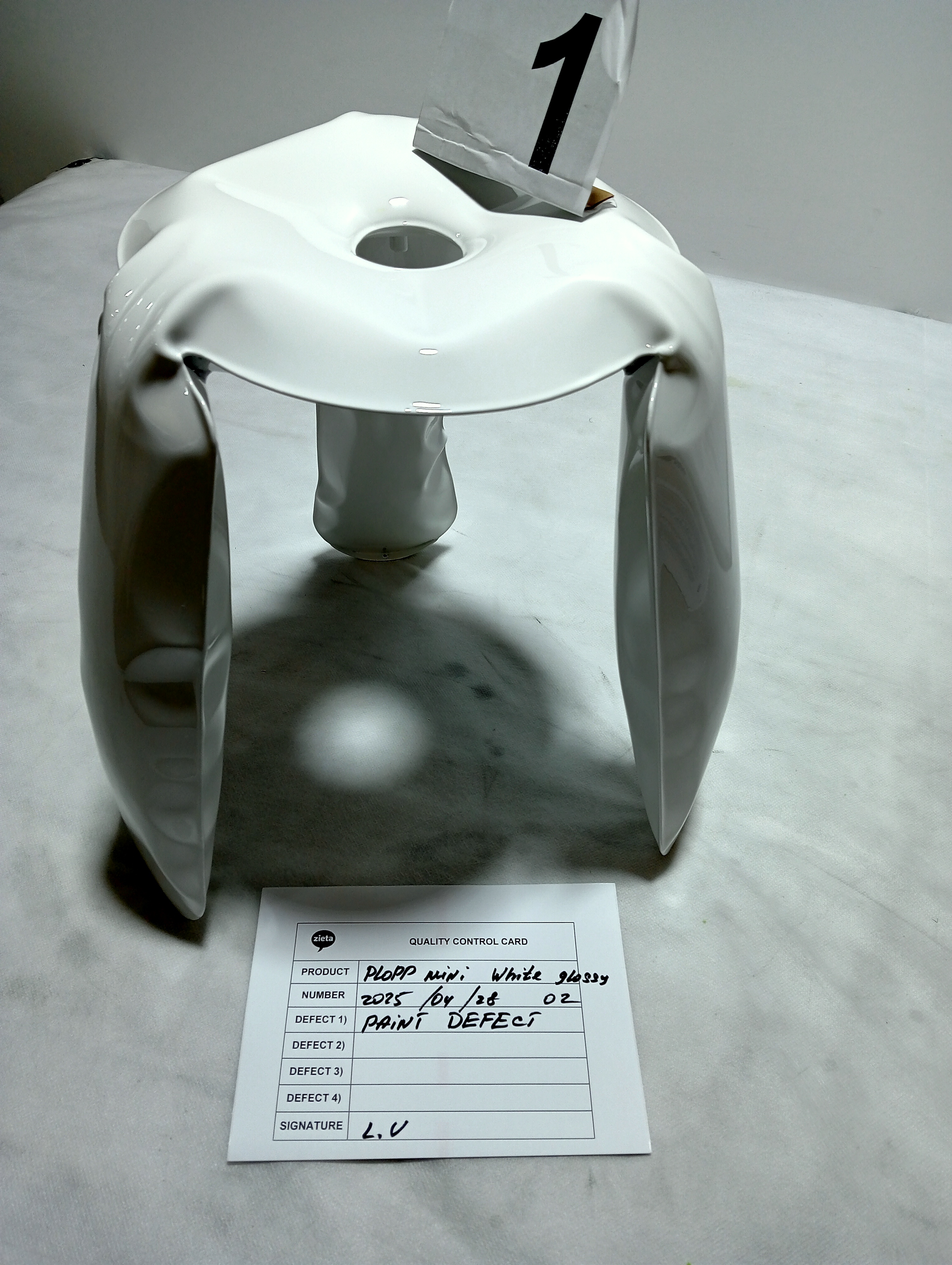 Plopp Mini Stool Steel White Glossy