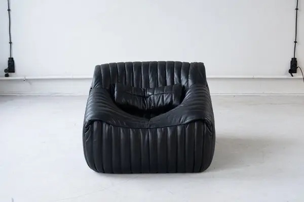 Sandra Chair Madras Leather Black
