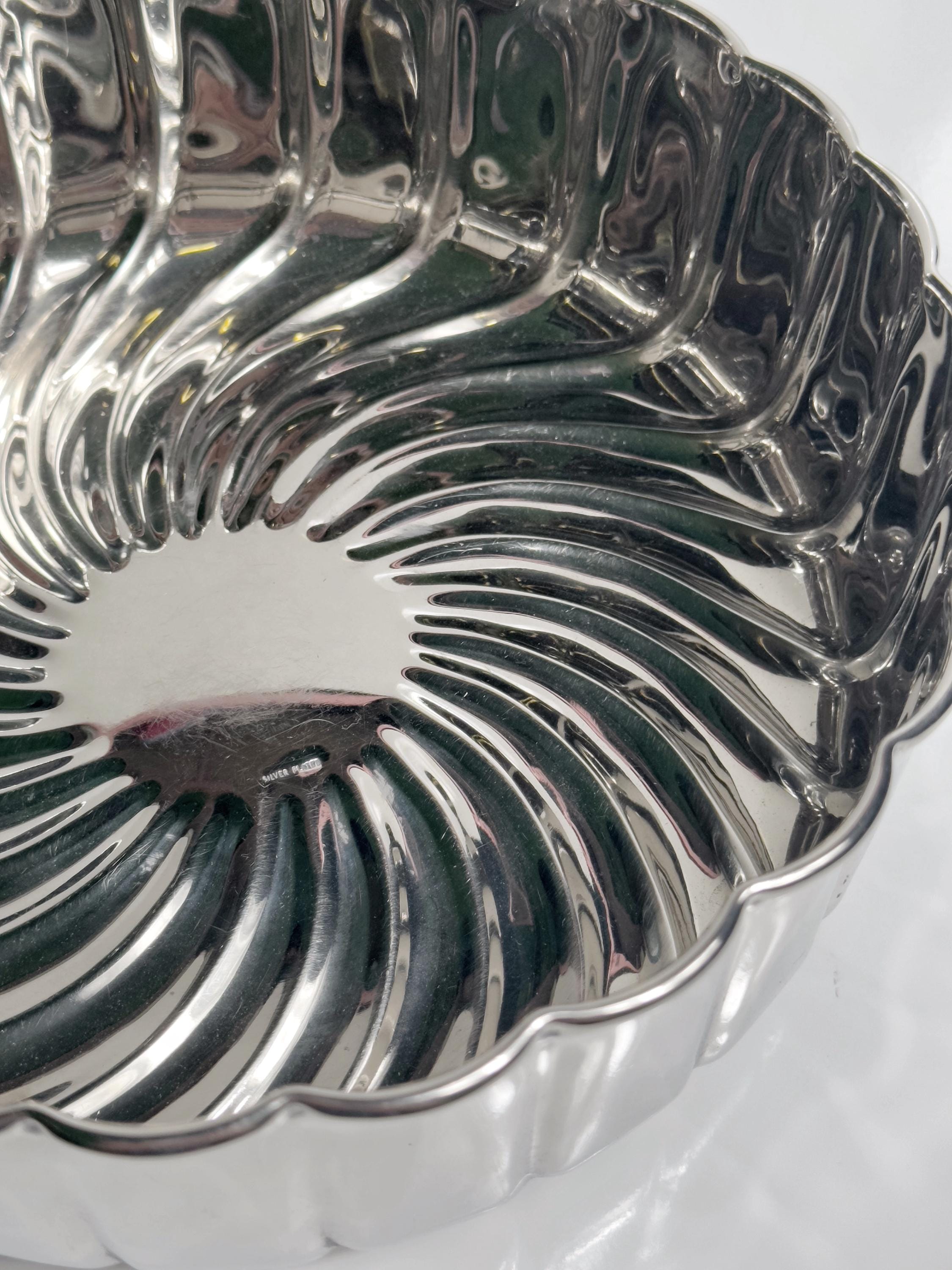 Vintage Silver-plated Bowl Metal Spiral 1980s