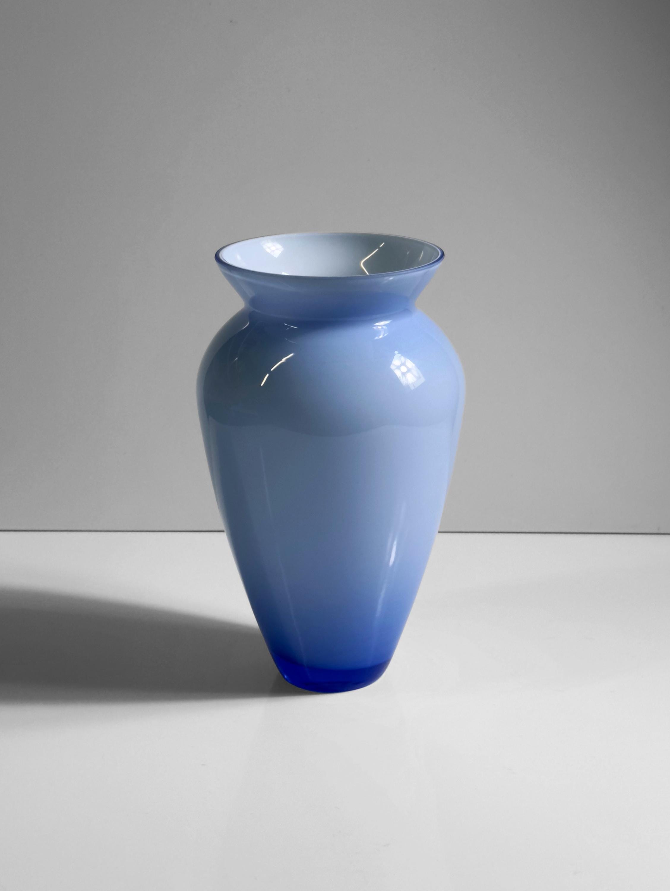 Vintage Vase Milchglas Opalina Filigrana Blau 1970er Jahre
