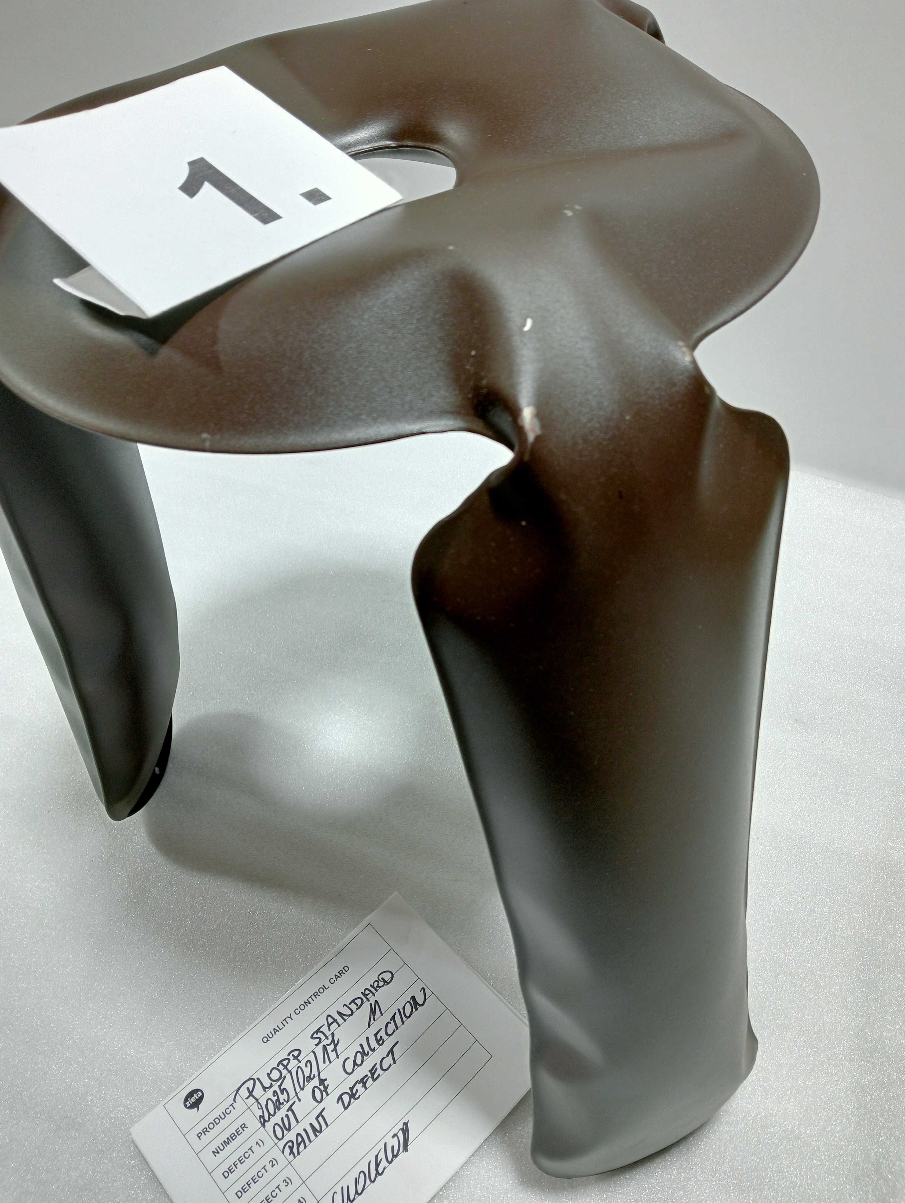 Plopp Standard Hocker Stahl Braun Matt