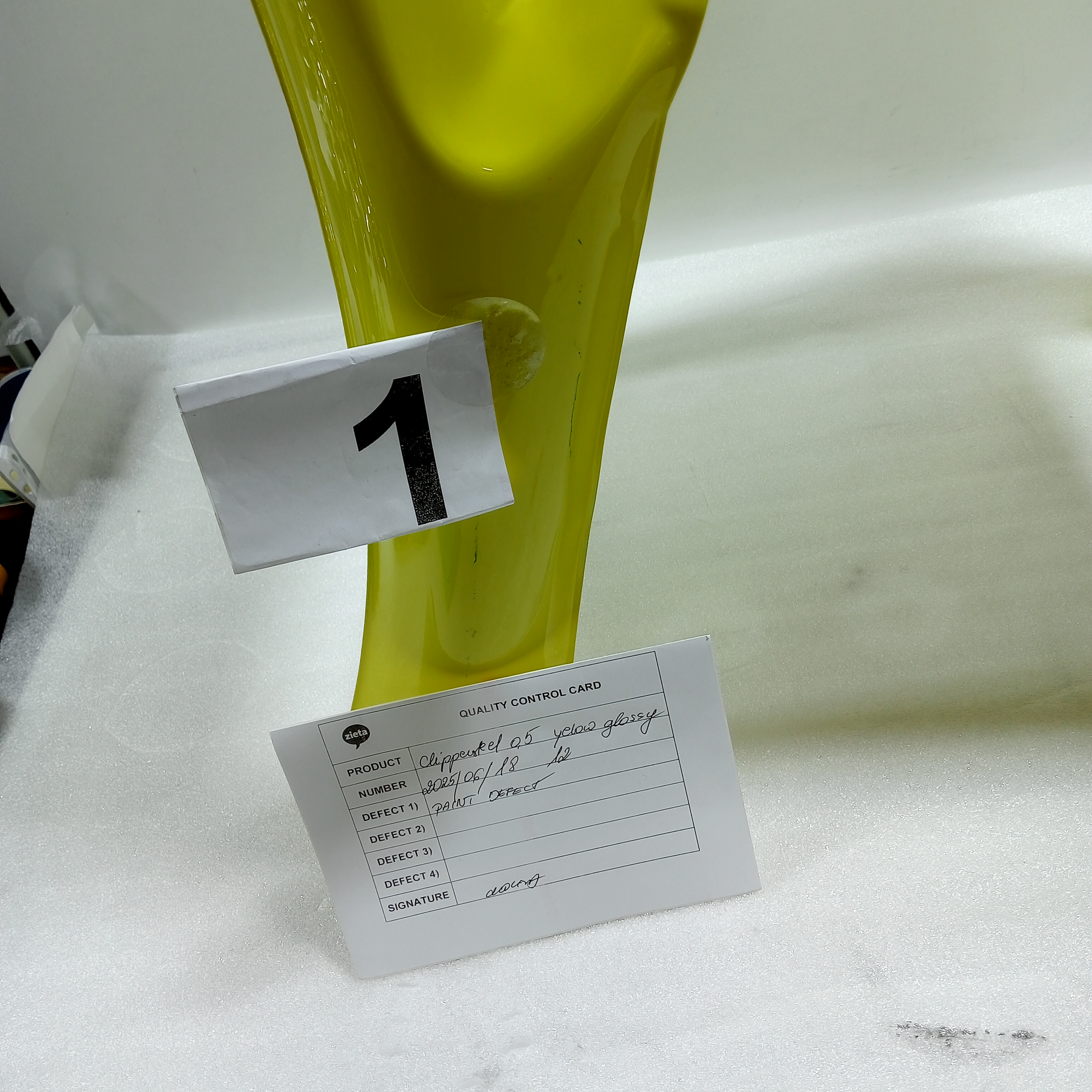 Chippensteel 0.5 Chair Steel Yellow Glossy