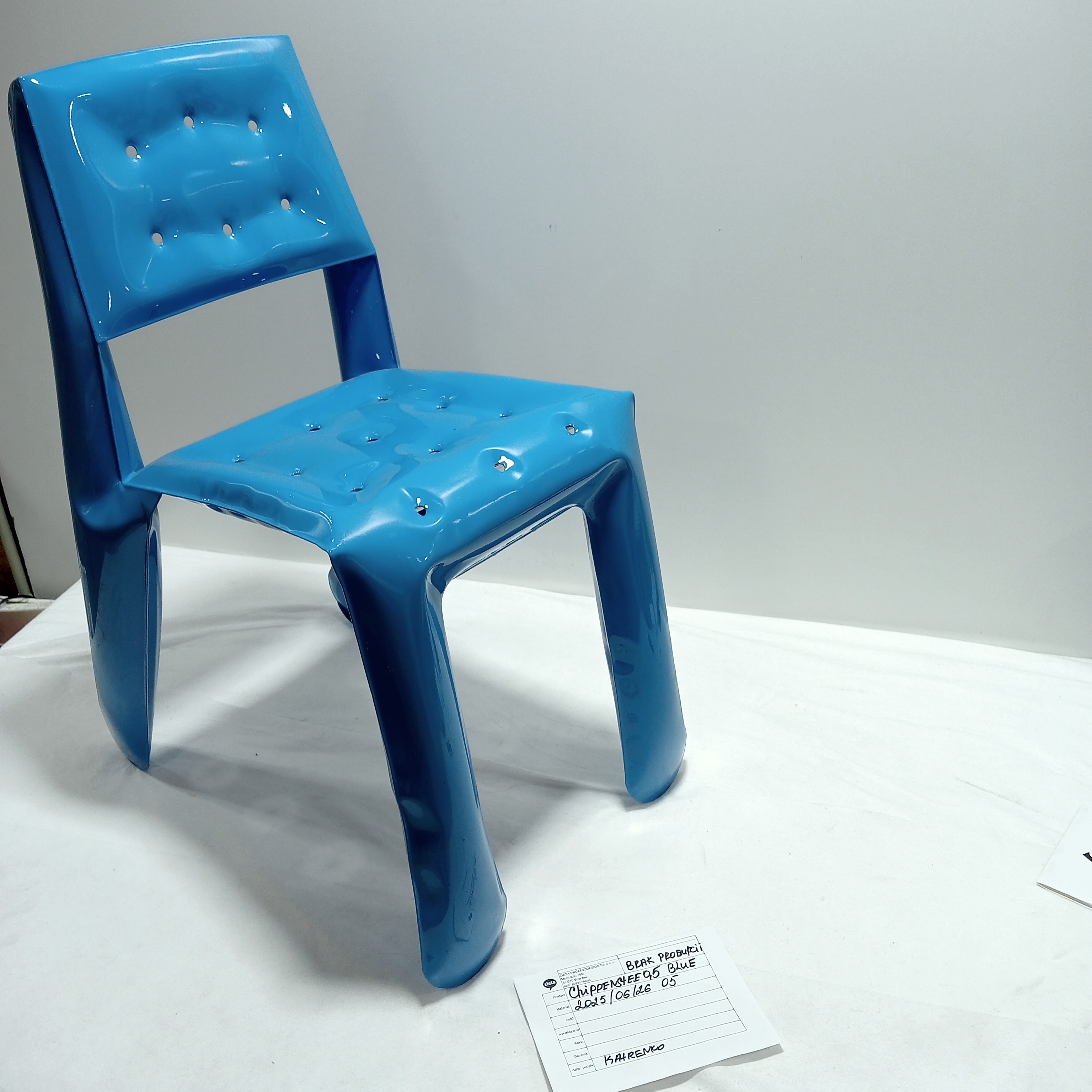 Chippensteel 0.5 Chair Steel Blue Shiny
