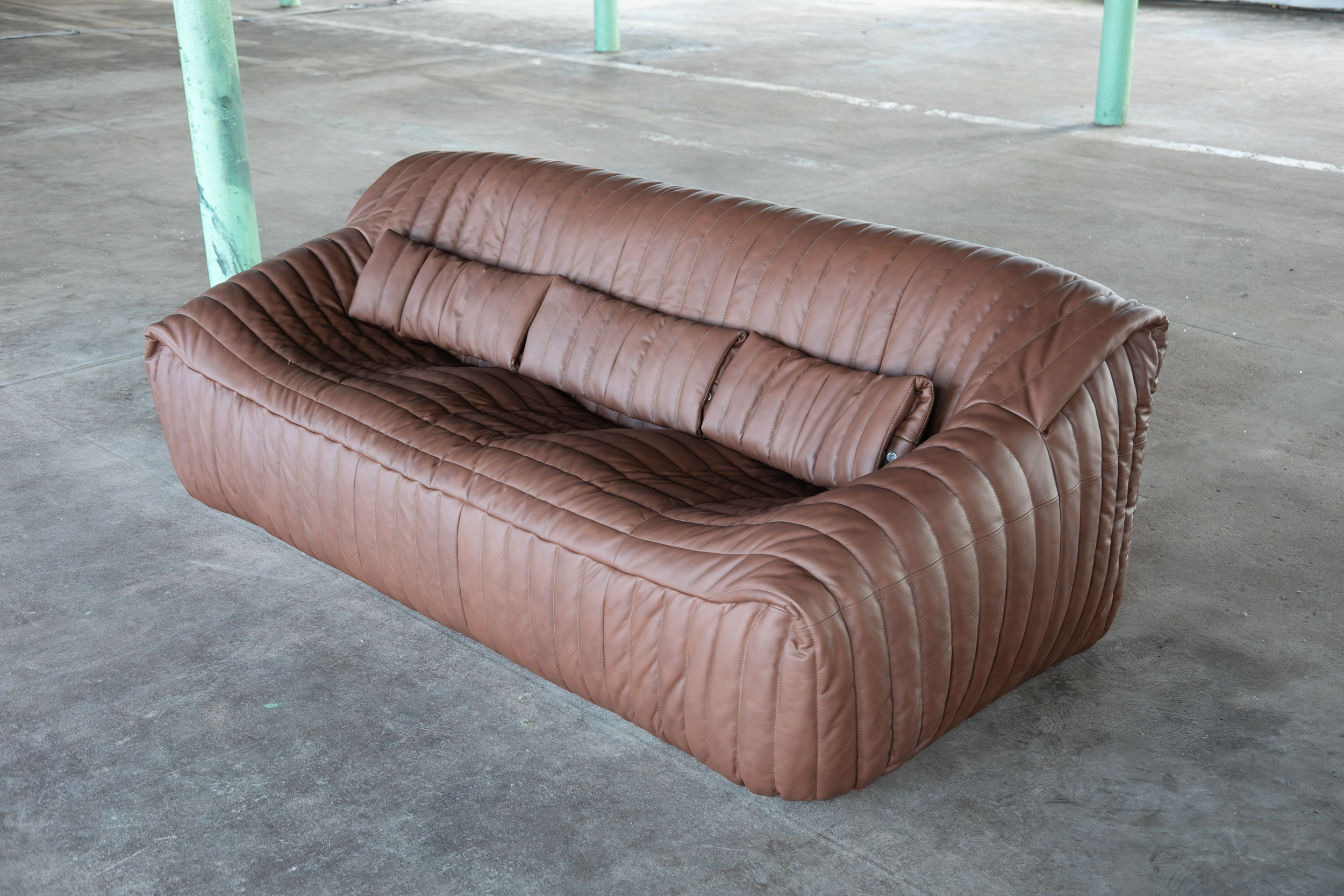 Togo Armchair Smooth Leather Folk Brown