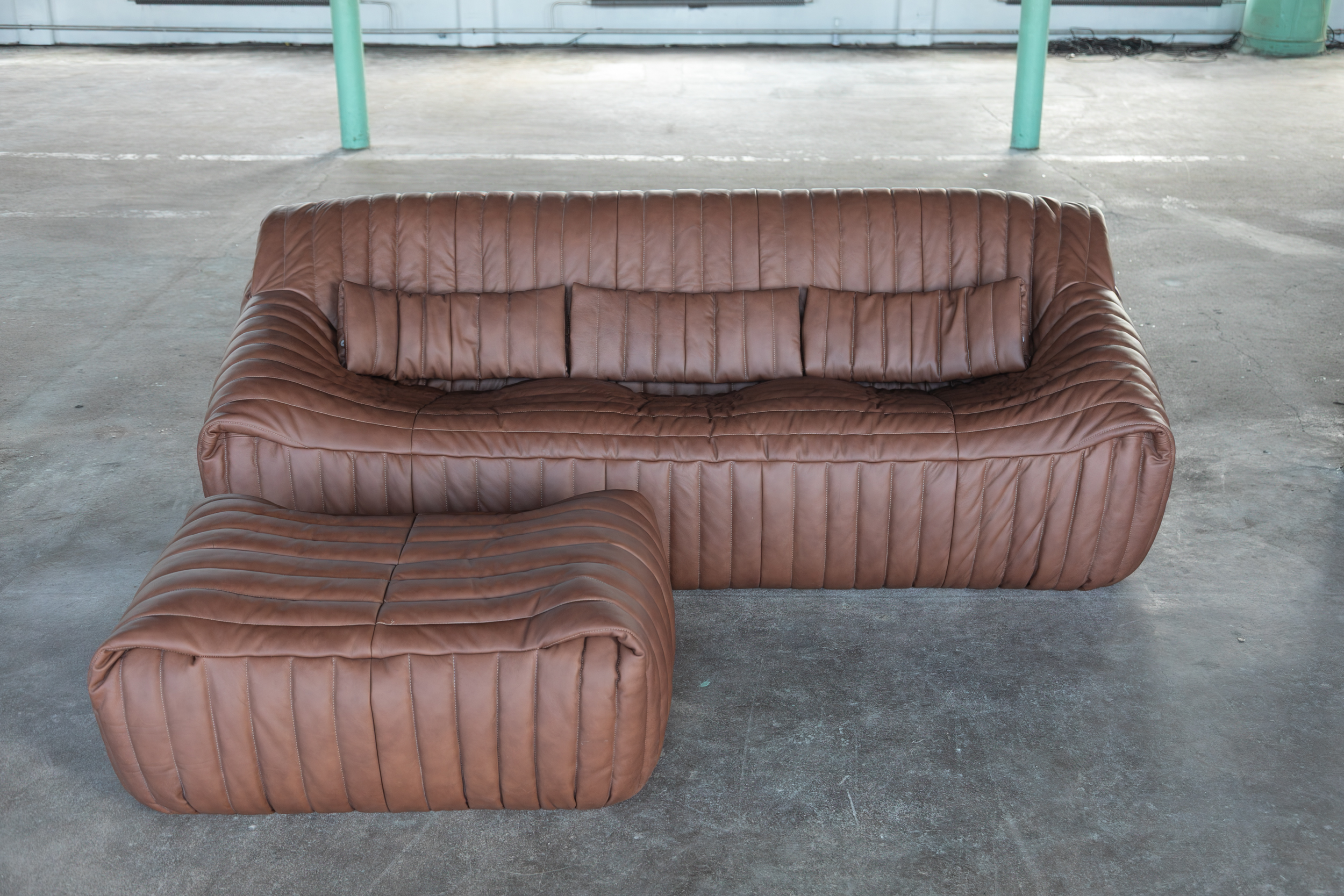 Togo Armchair Smooth Leather Folk Brown