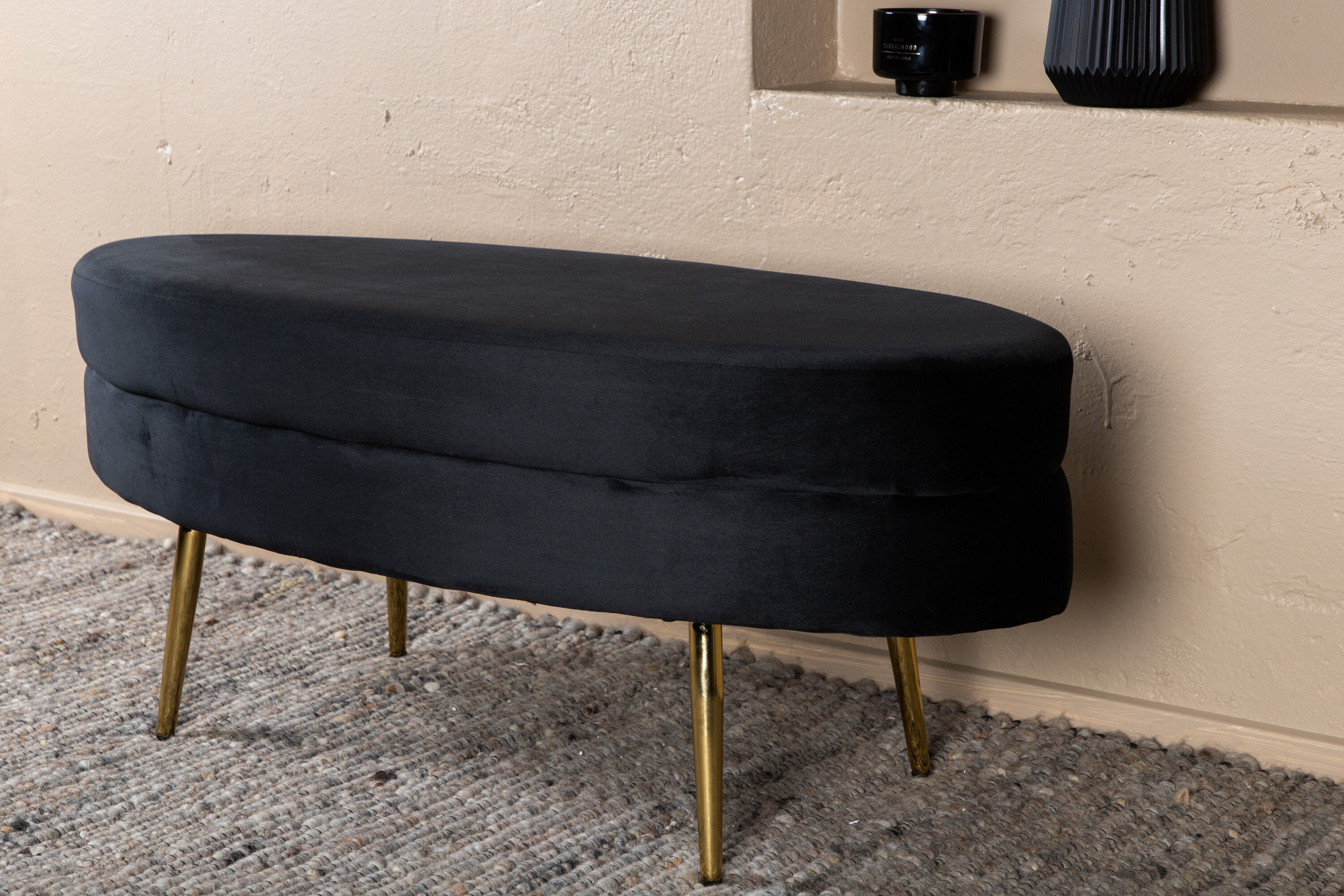 Otto Pouf Brass Velvet Black
