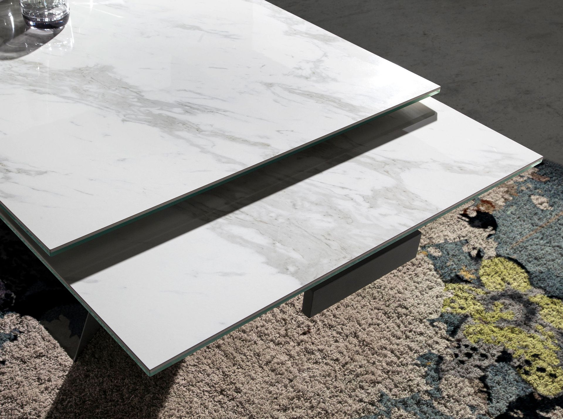 Dining table Black steel Porcelain-marble