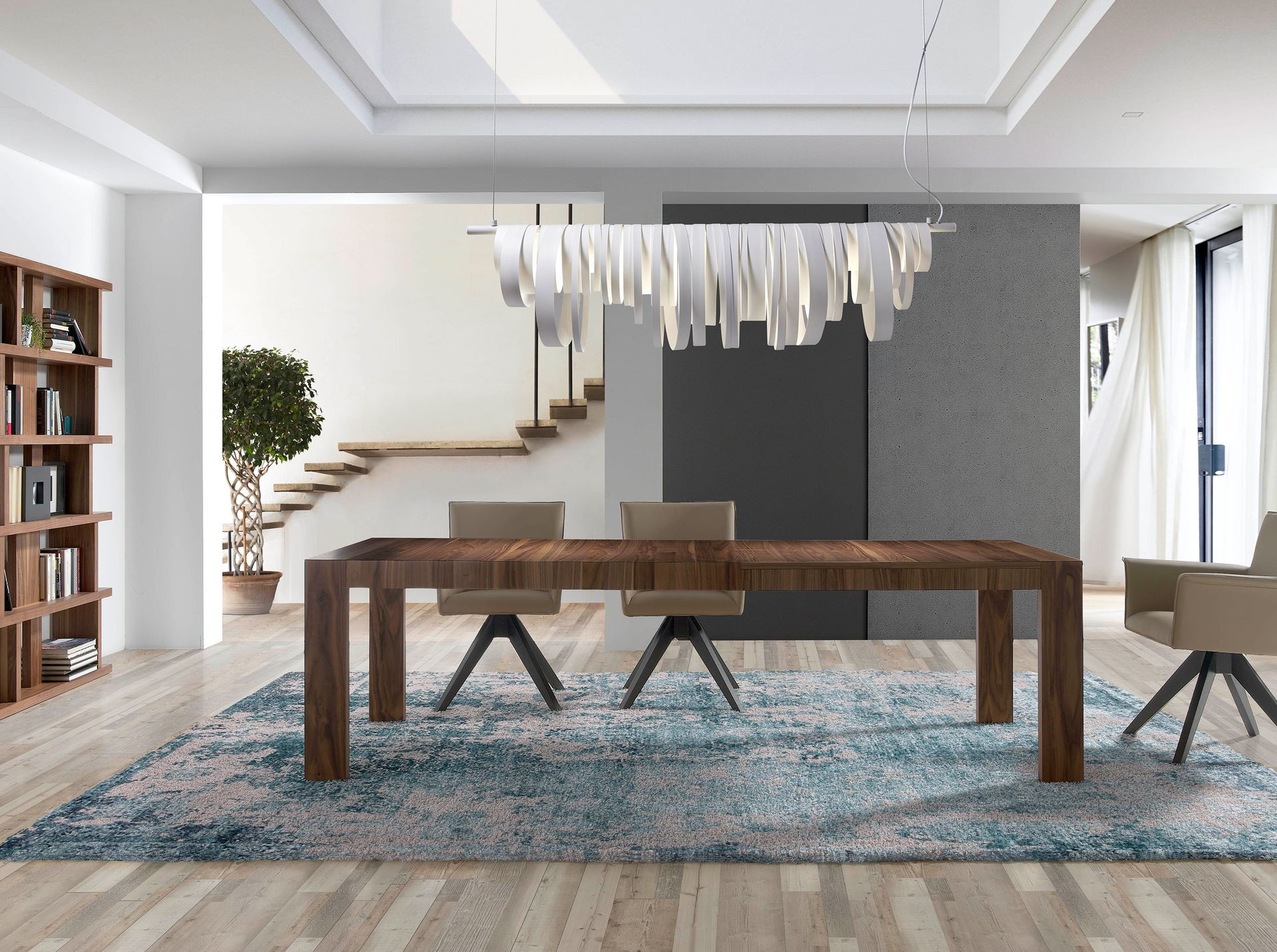 Dining table Walnut wood Brown