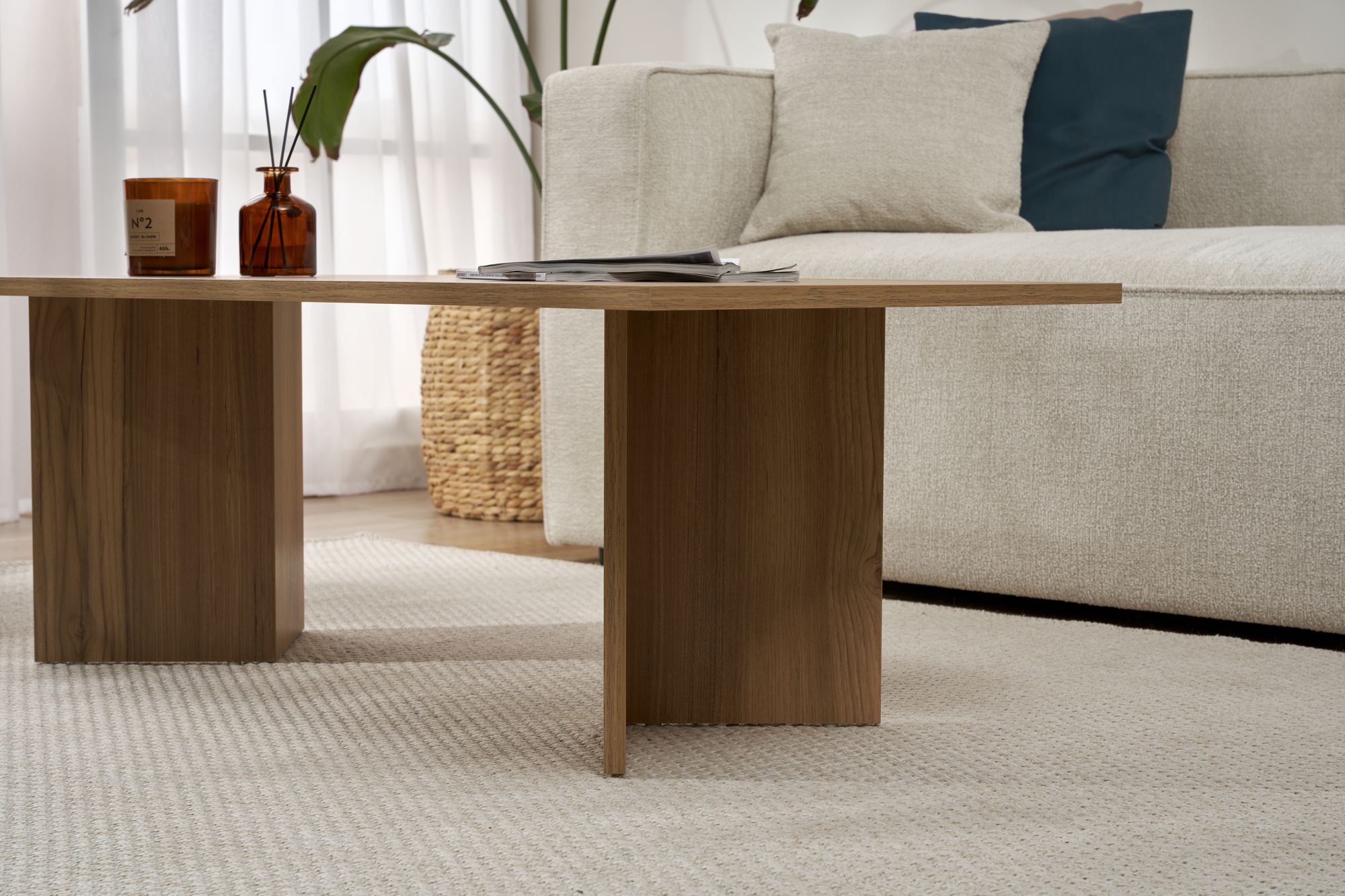 Sabin Couchtisch VNT Eiche