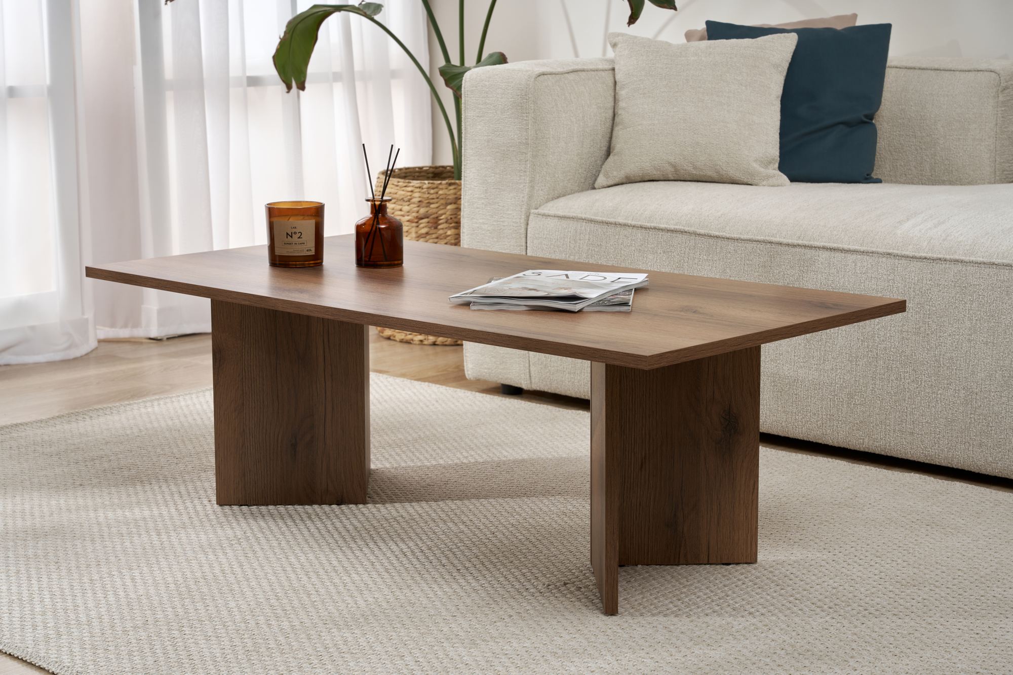Sabin Couchtisch VNT Walnuss