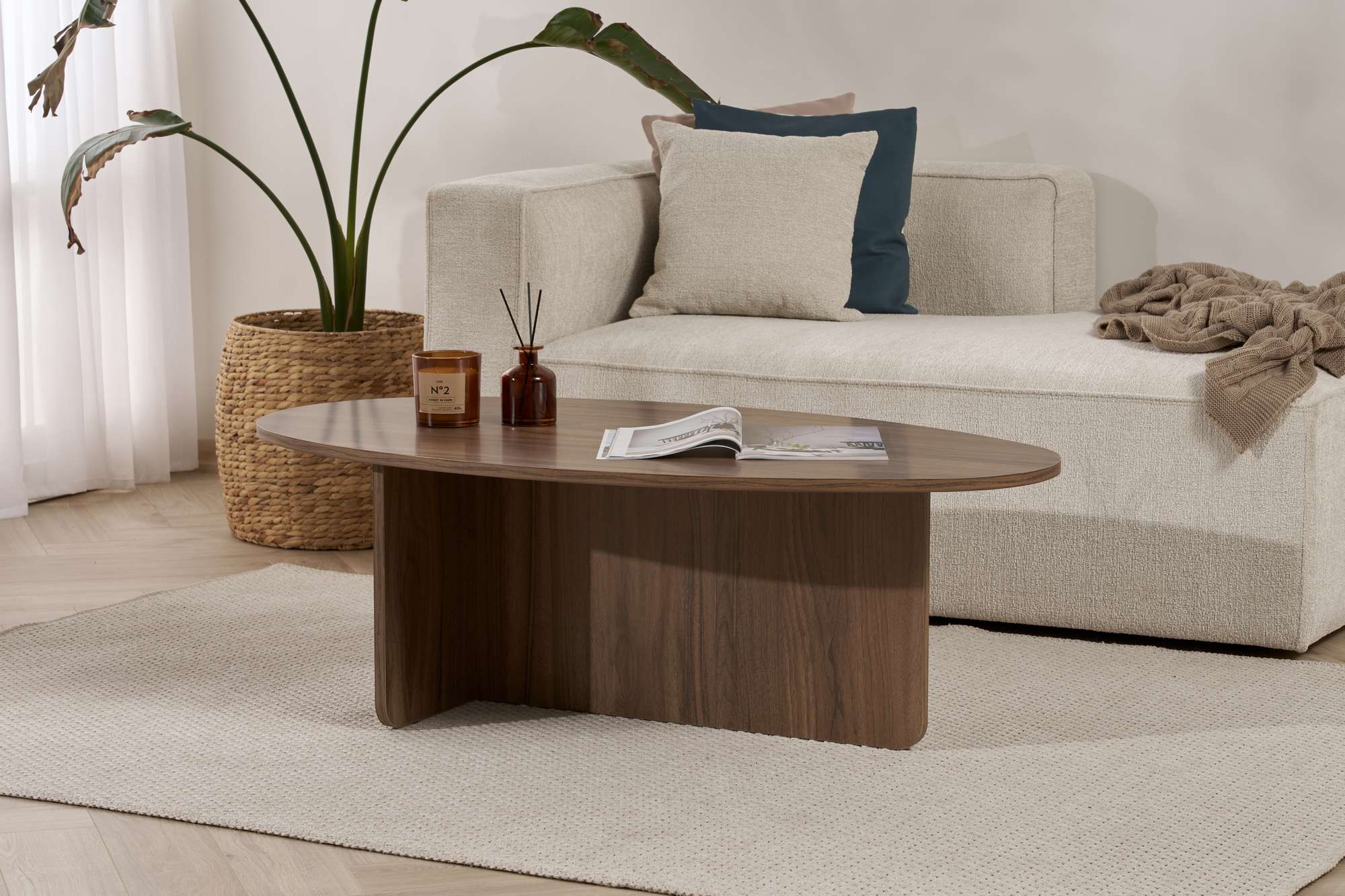 Orba Couchtisch Walnuss