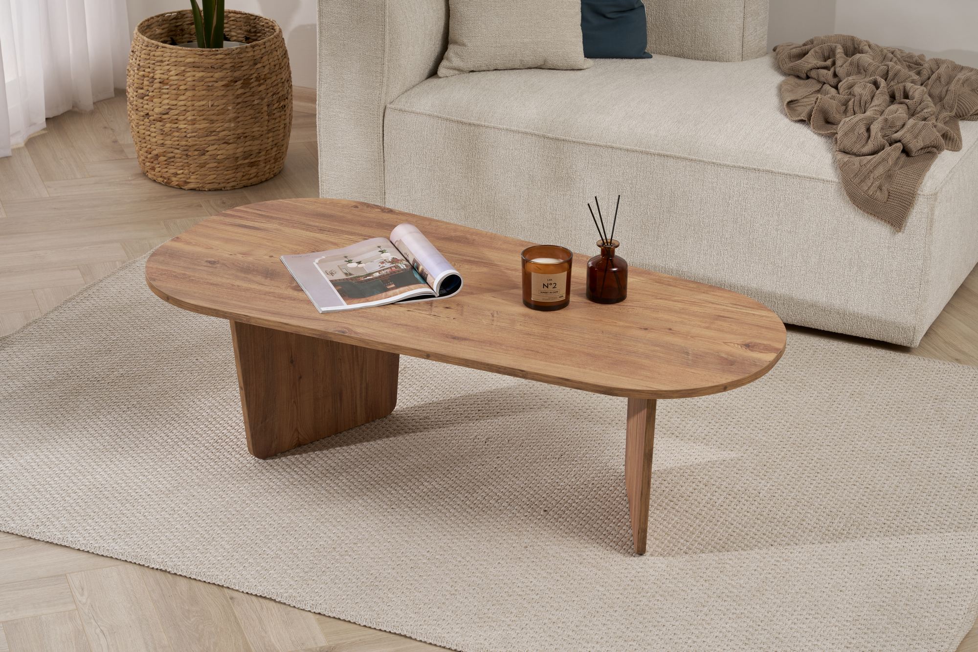 Ovalis Couchtisch Atlantische Kiefer