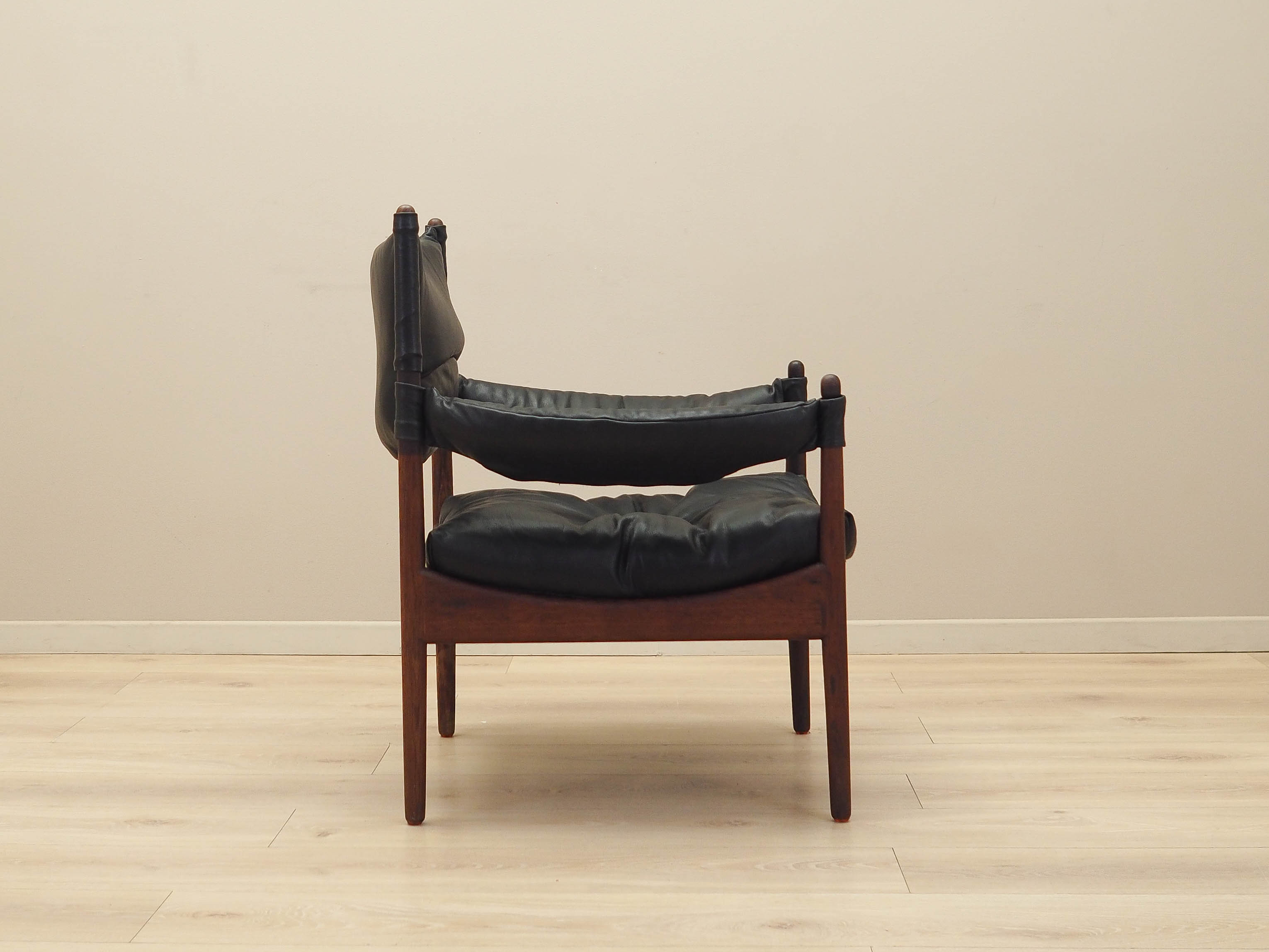 Modus Armchair Wood Leather Black 1960s