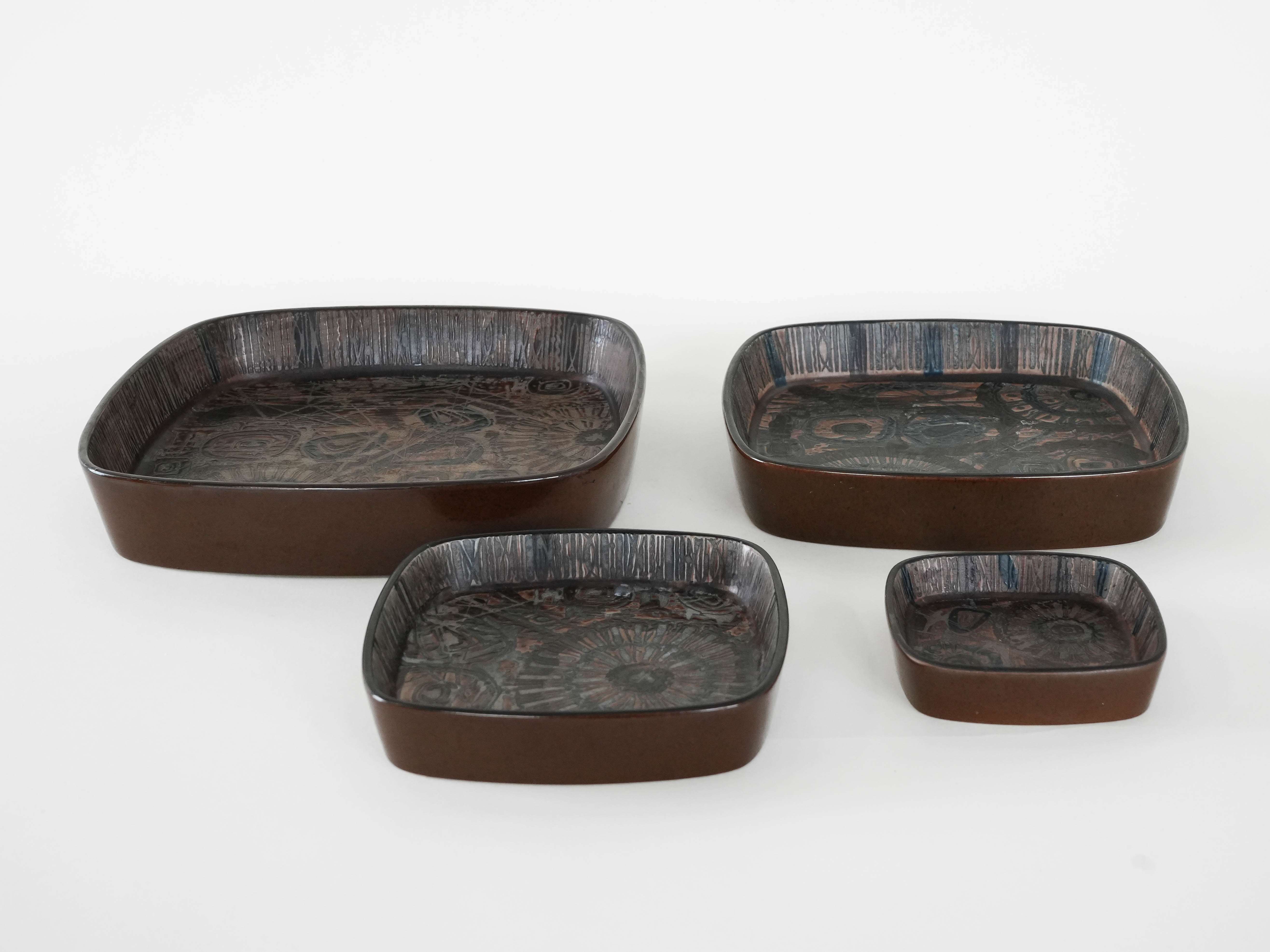 Read Ceramic bowl Brown 1970s