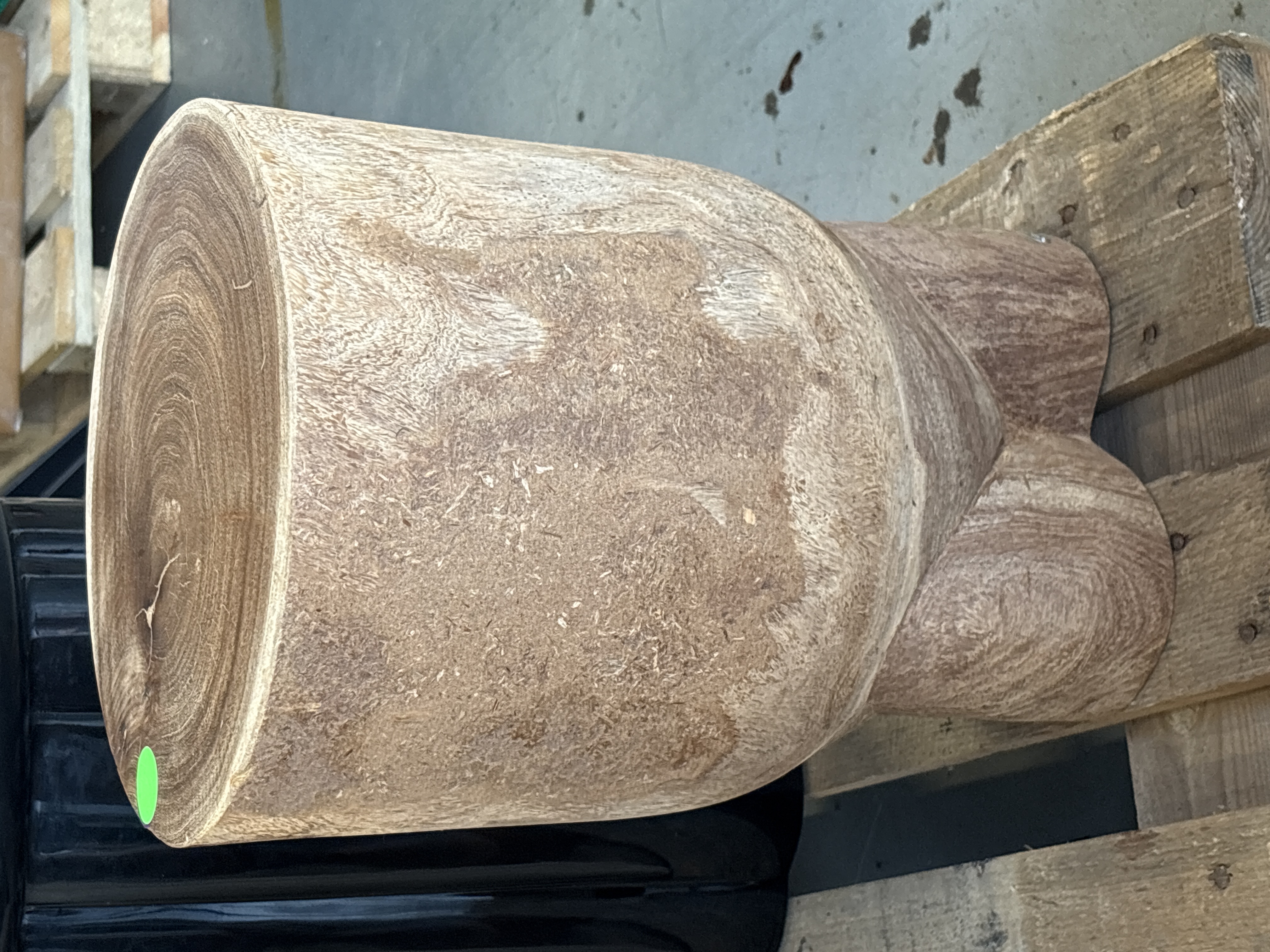 Pile Kruk Stool Wood Cognac