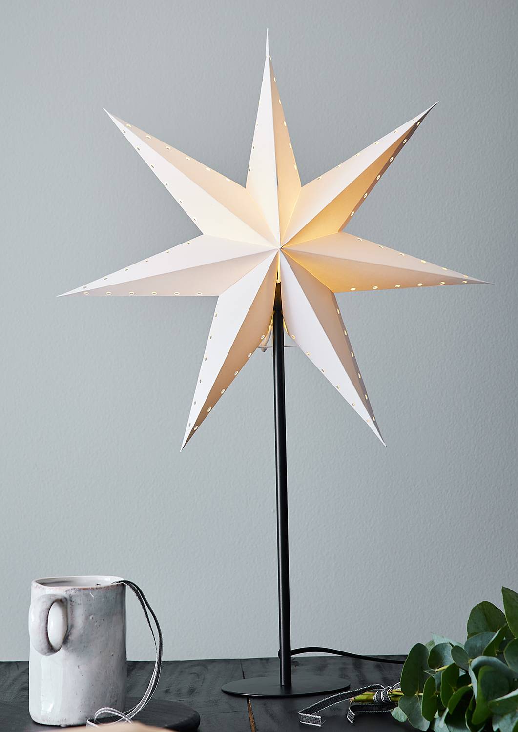 Lively Standing Star Paper White