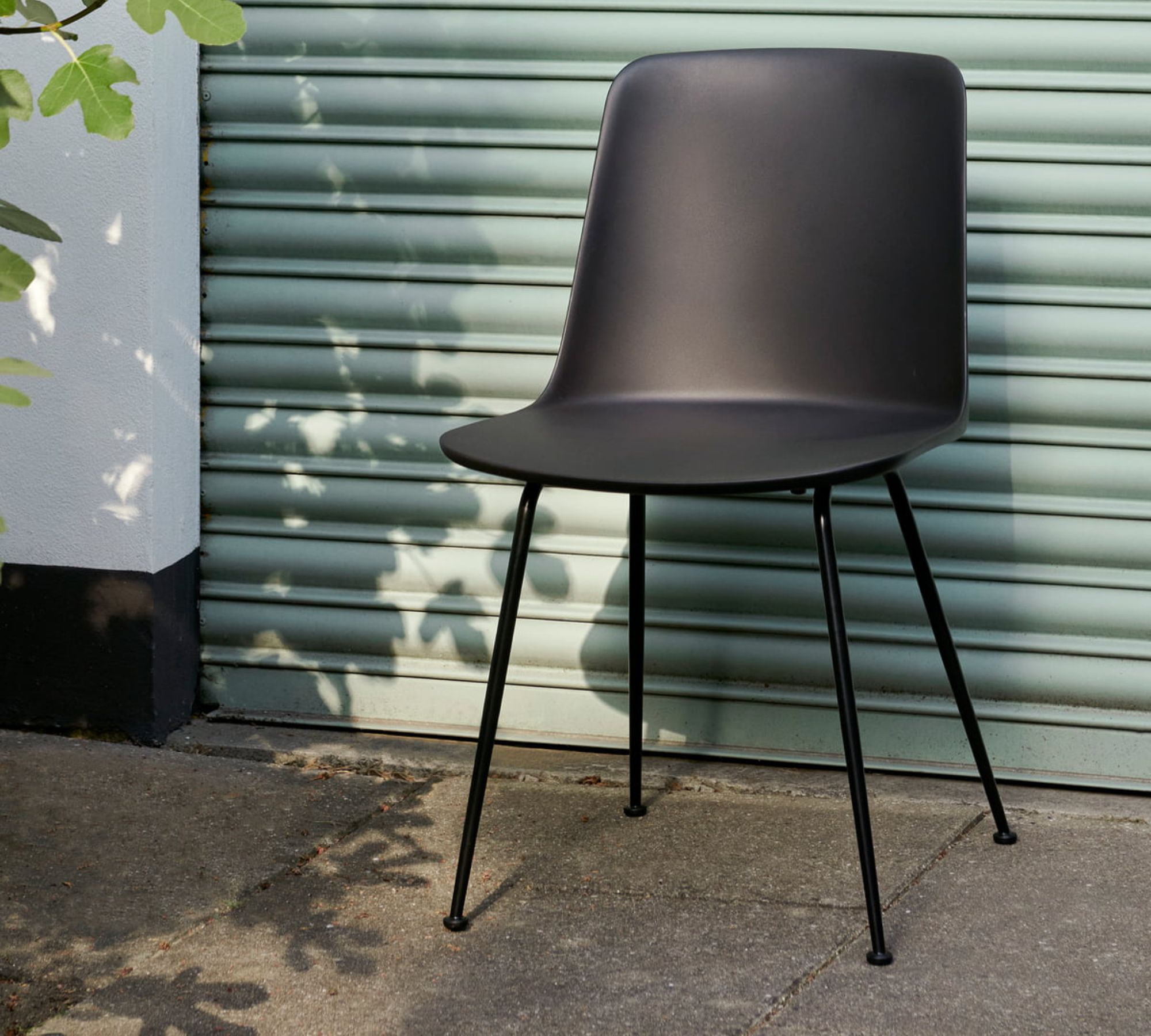 Rely HW70 Chair Outdoor Black